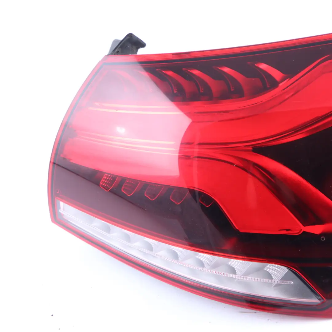 Mercedes V177 Lumière Lampe Latérale Panneau Arrière Droit LED - SKU A1779067200 - Numéro de pièce A1779067200