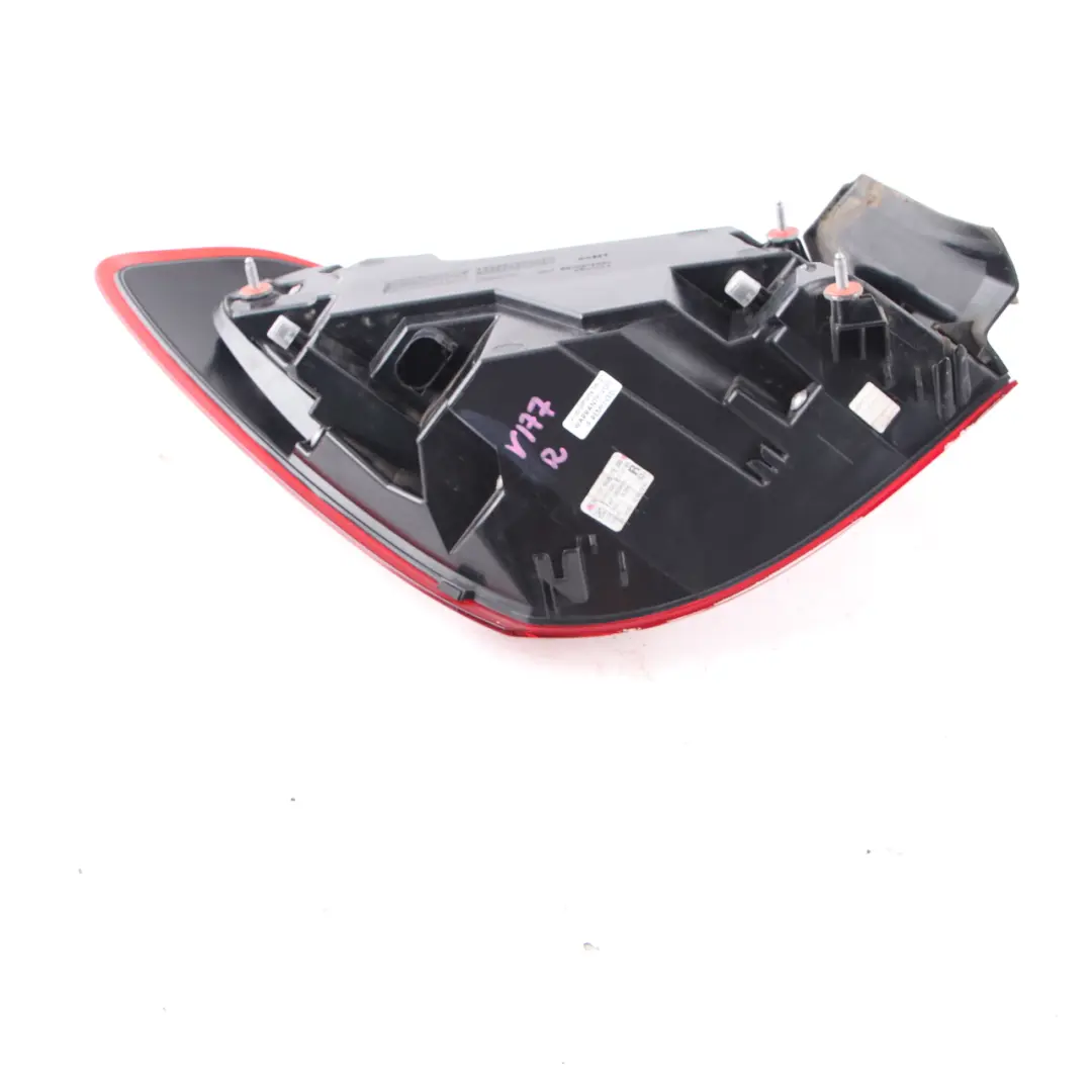 Lumière Lampe Latérale Panneau Arrière Droit LED pour Mercedes V177 à propos du numéro de pièce A1779067200 Mercedes V177 Lumière Lampe Latérale Panneau Arrière Droit LED - SKU A1779067200 - Numéro de pièce A1779067200