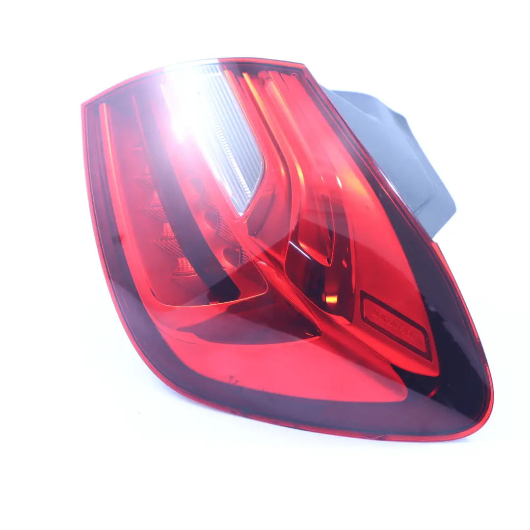 Lampa Prawy Tył Prawa Tylna LED do Mercedes W177 o numerze A1779068002 Mercedes W177 Lampa Prawy Tył Prawa Tylna LED - SKU A1779068002 - Numer Części A1779068002