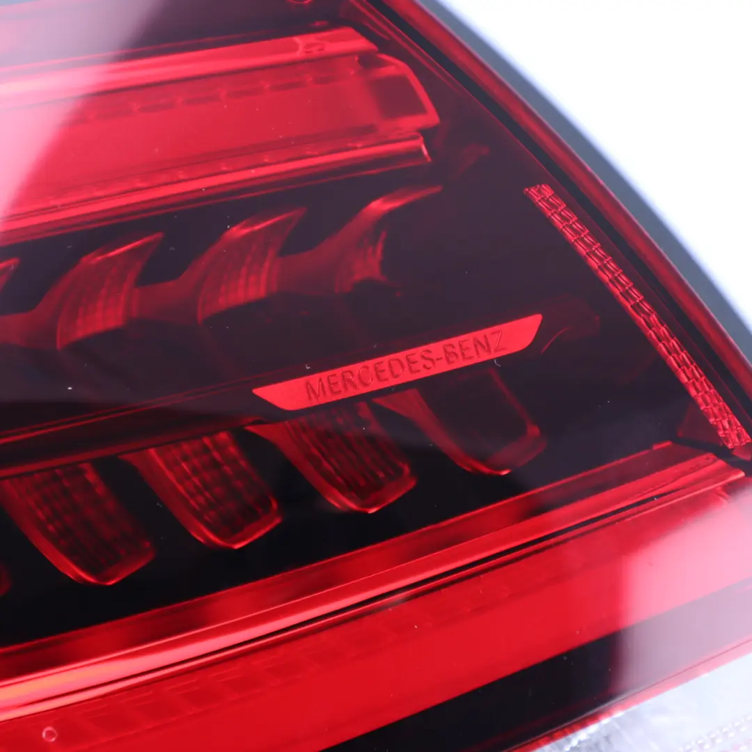 Mercedes W177 Luz Trasera Izquierda N/S Tail Light Side Panel - SKU A1779068302 - Número de pieza A1779068302