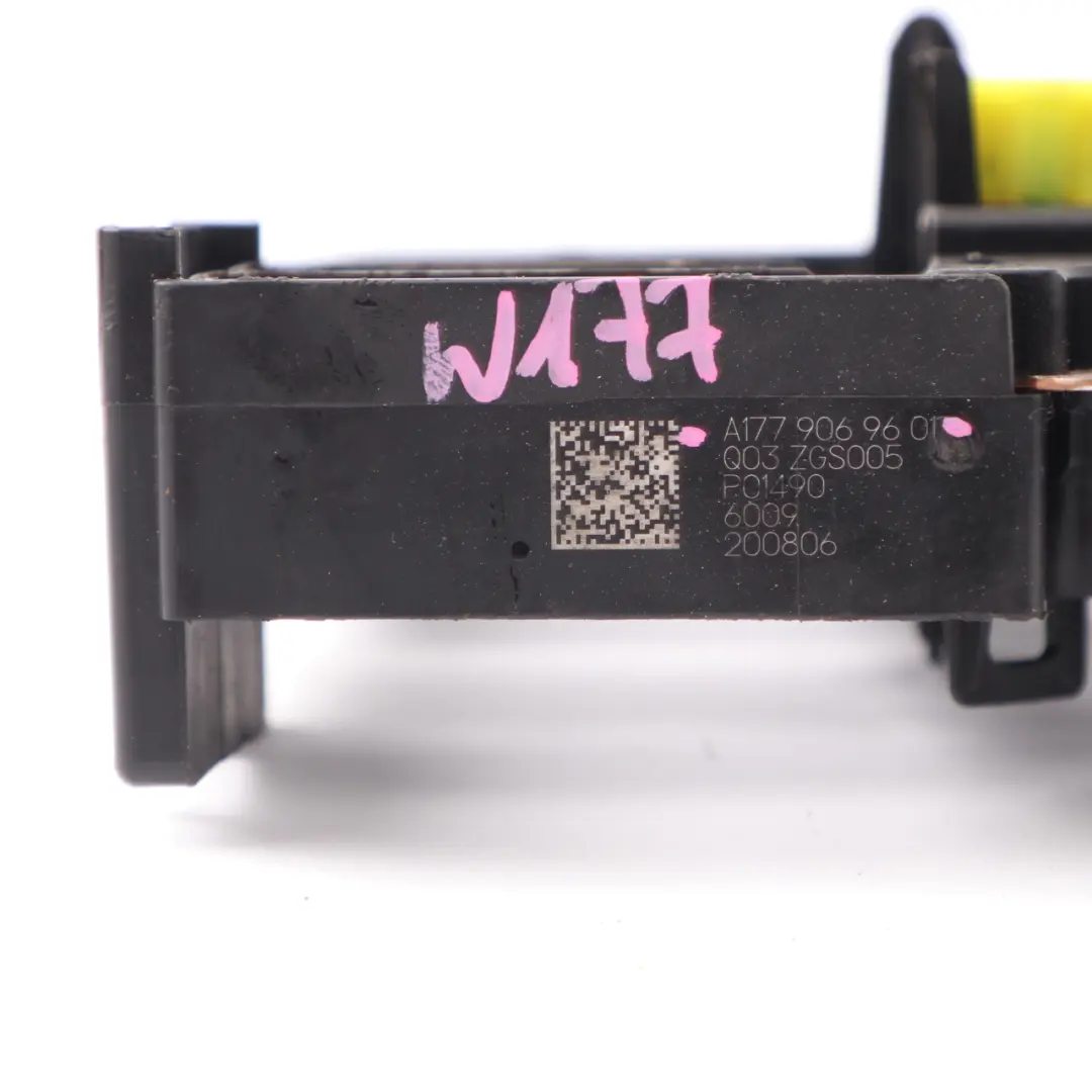 Caja Fusibles Mercedes W177 W247 Relé Delantero Control Motor Módulo para con número de pieza A1779069601 Caja Fusibles Mercedes W177 W247 Relé Delantero Control Motor Módulo - SKU A1779069601 - Número de pieza A1779069601
