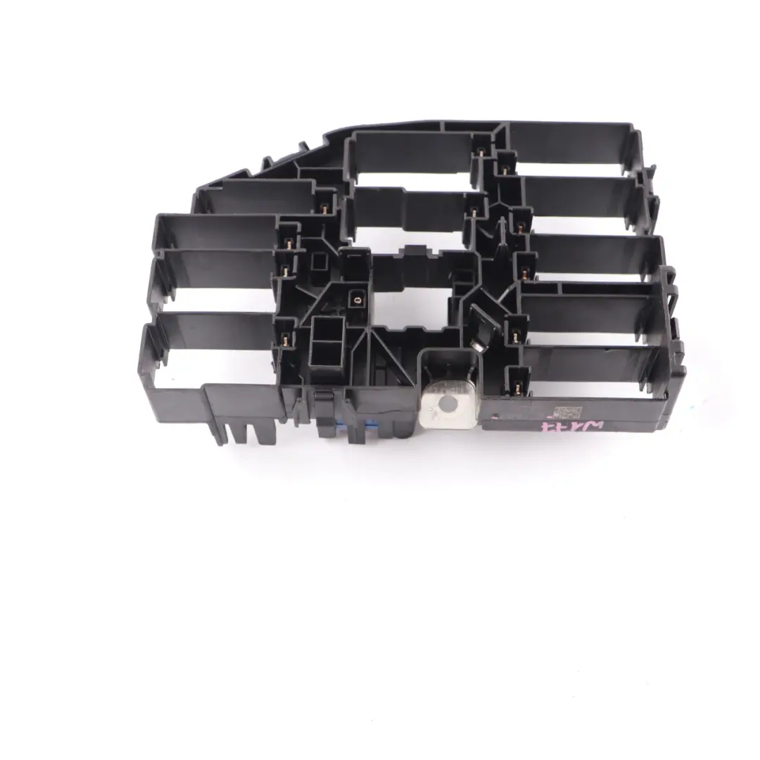 Sicherungskasten Mercedes W177 W247 Relais Motorsteuergerät Modul für  mit Teilenummer A1779069601  Sicherungskasten Mercedes W177 W247 Relais Motorsteuergerät Modul - SKU A1779069601 - Teilenummer A1779069601