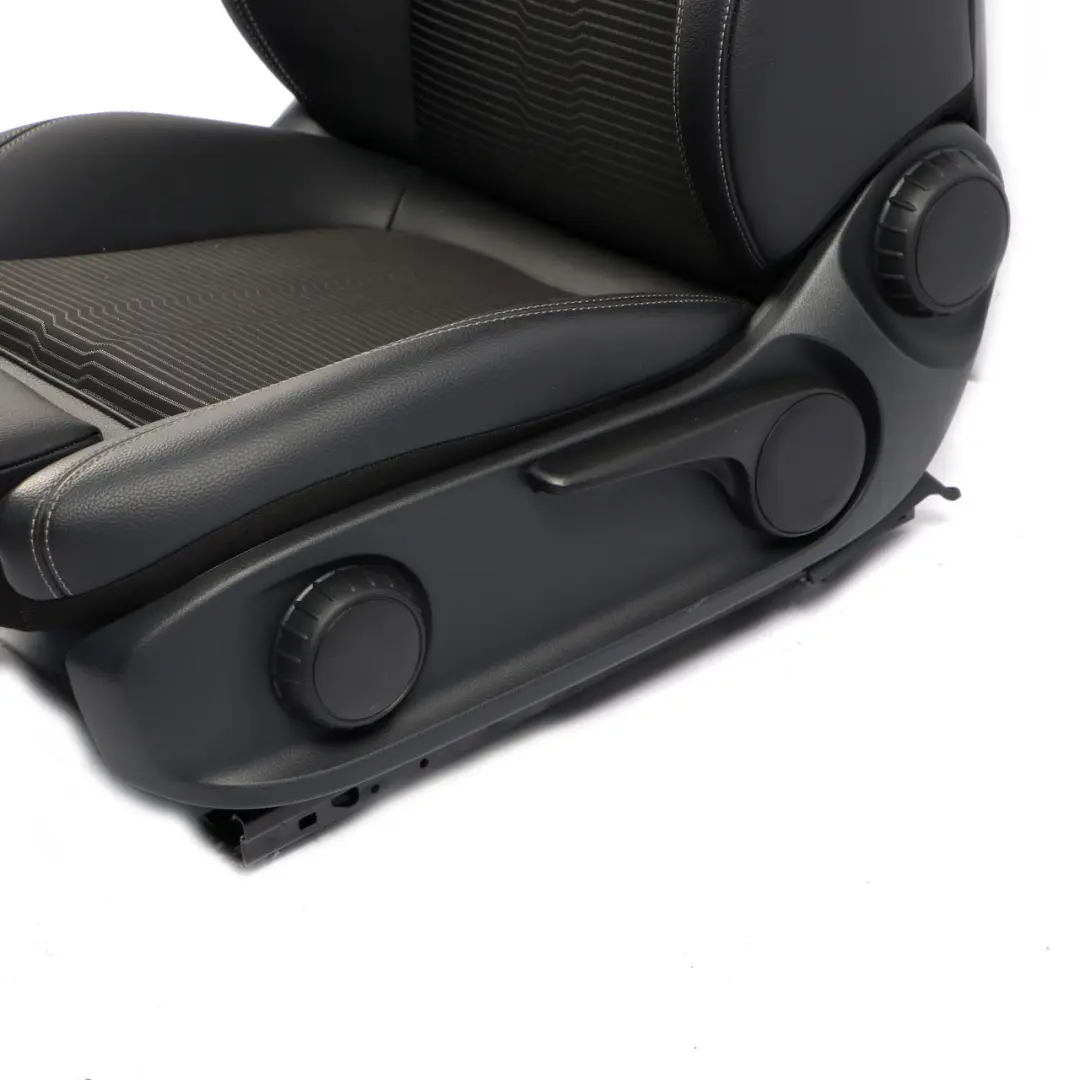 Mercedes W177 Vordersitz Links Stoff Schwarz Anthrazit Beheizt Innenraum - SKU A1779100902-1 - Teilenummer A1779100902