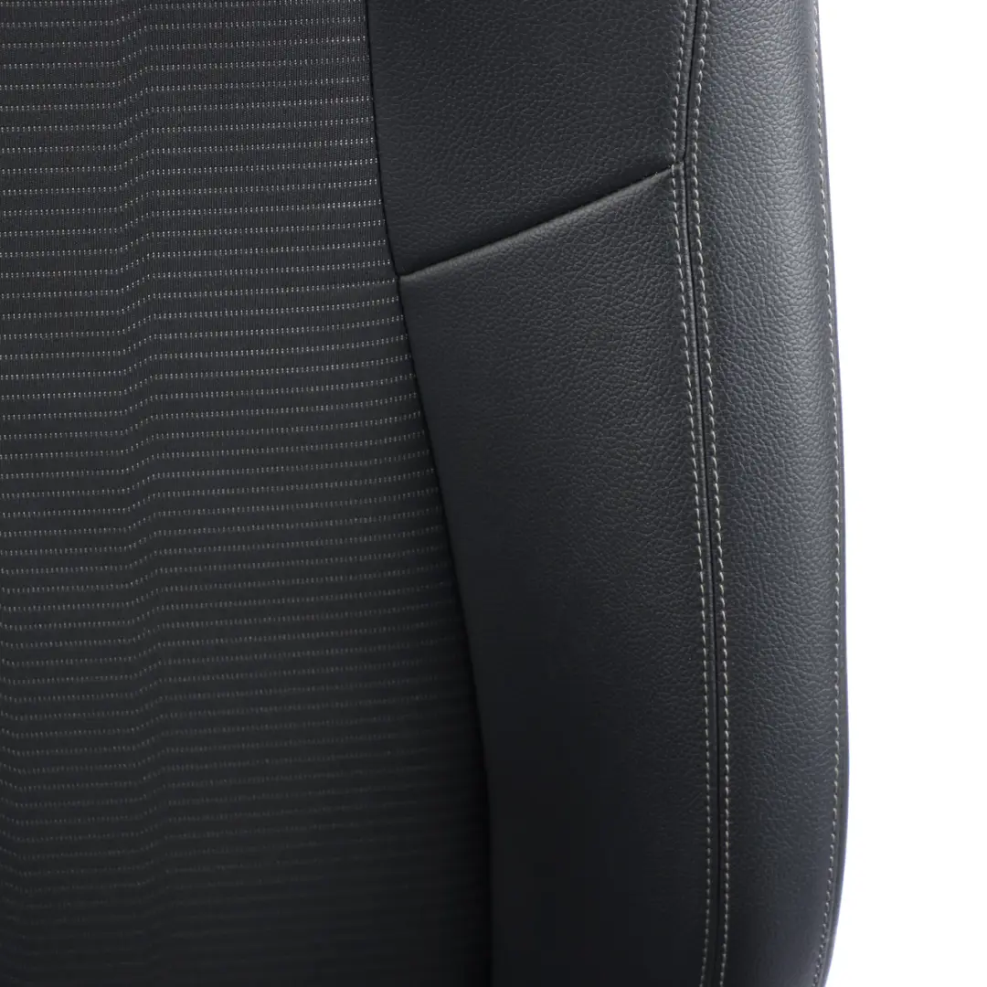 Asiento Delantero Derecho Tela Negro Antracita Calefación Interior para Mercedes W177 con número de pieza A1779101002 Mercedes W177 Asiento Delantero Derecho Tela Negro Antracita Calefación Interior - SKU A1779101002-1 - Número de pieza A1779101002