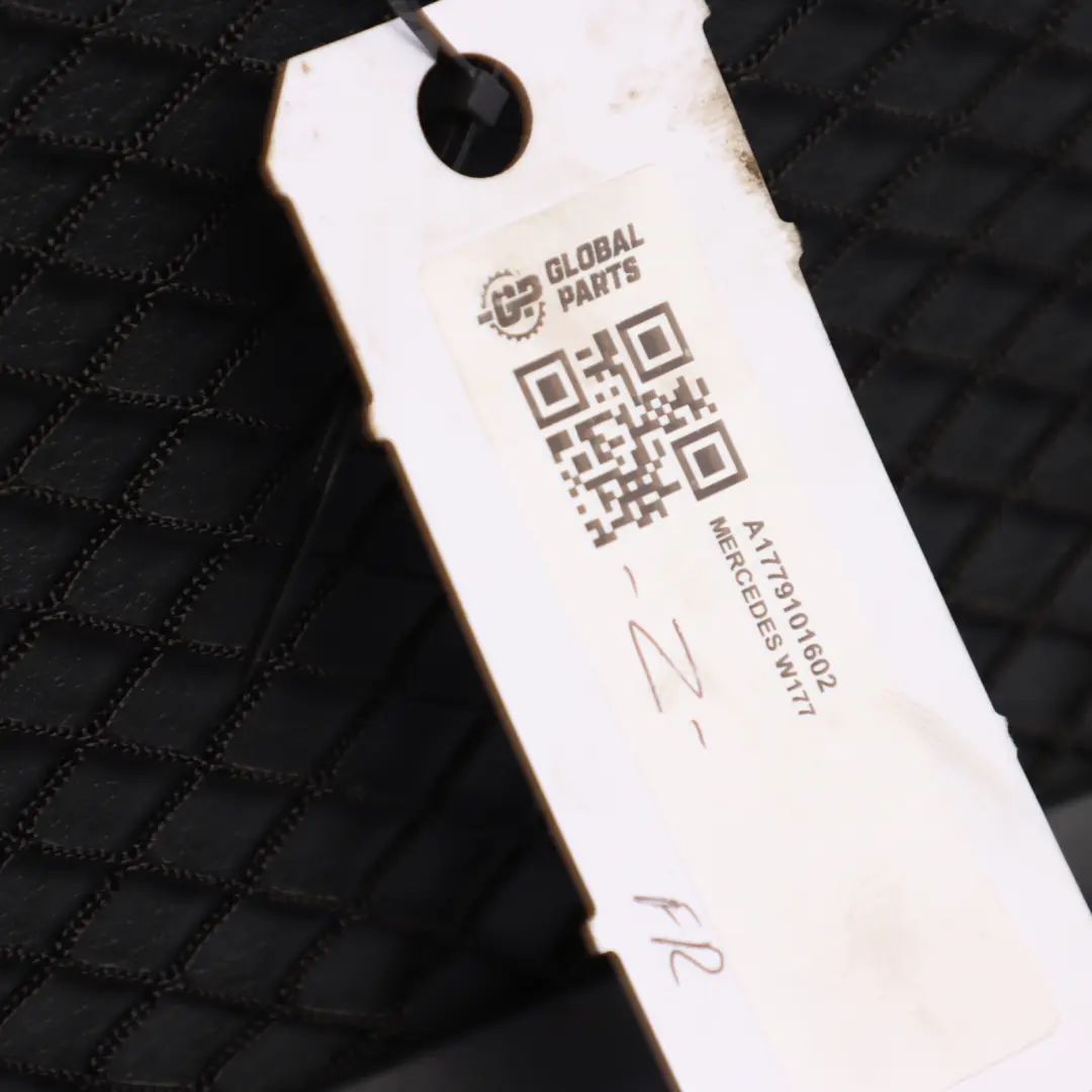 Vordersitz Mercedes C118 W177 Rechts Innenraum Leder Schwarz Rot für mit Teilenummer A1779101602 Vordersitz Mercedes C118 W177 Rechts Innenraum Leder Schwarz Rot - SKU A1779101602 - Teilenummer A1779101602