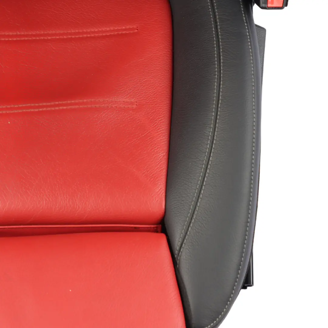 Sedile anteriore Mercedes C118 W177 Destra Interno Pelle Nero Rosso per con numero di parte A1779101602 Sedile anteriore Mercedes C118 W177 Destra Interno Pelle Nero Rosso - SKU A1779101602 - Numero di parte A1779101602