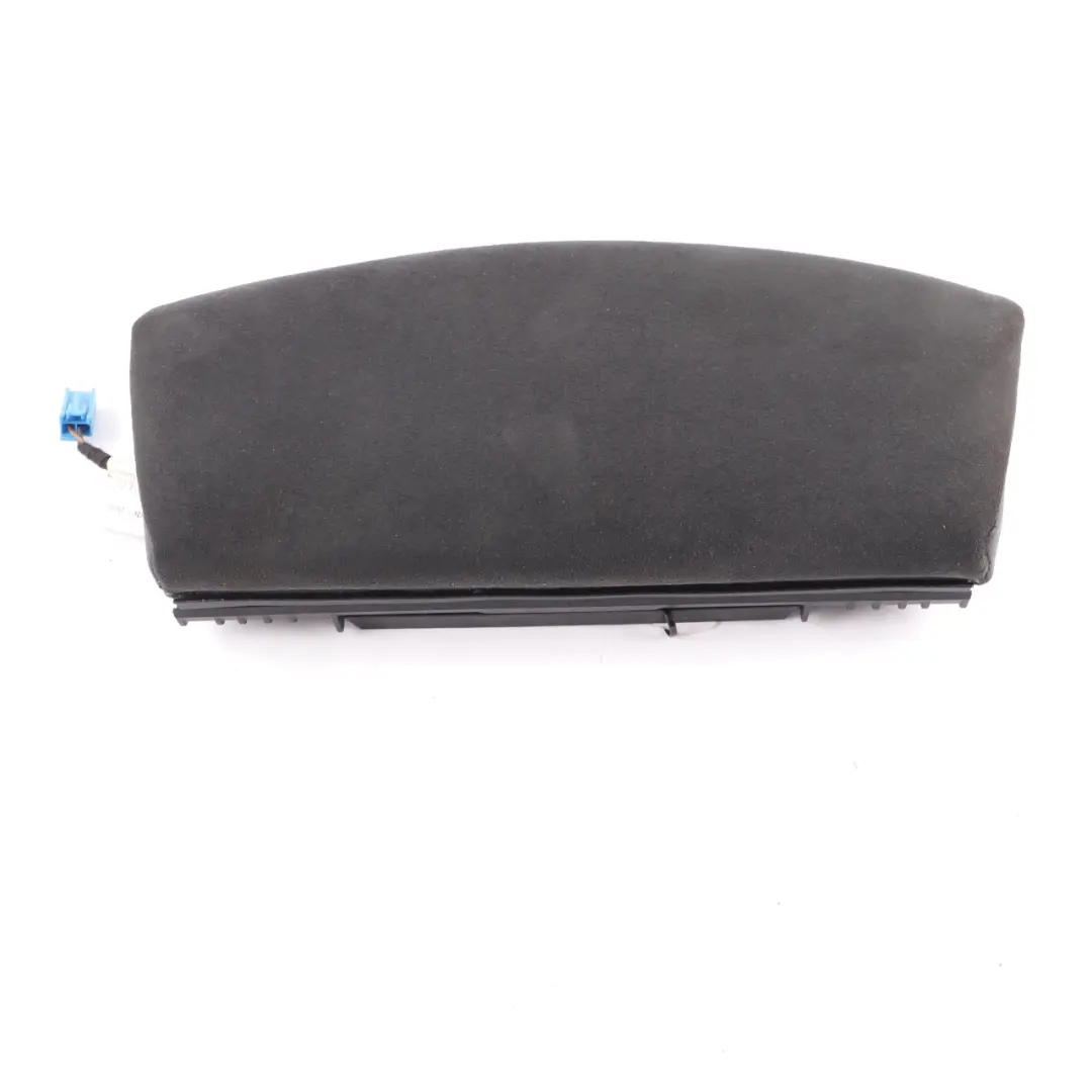Sedile anteriore sportivo supporto cosce riscaldato tessuto Nero per Mercedes W177 con numero di parte A1779105102 Mercedes W177 Sedile anteriore sportivo supporto cosce riscaldato tessuto Nero - SKU A1779105102 - Numero di parte A1779105102