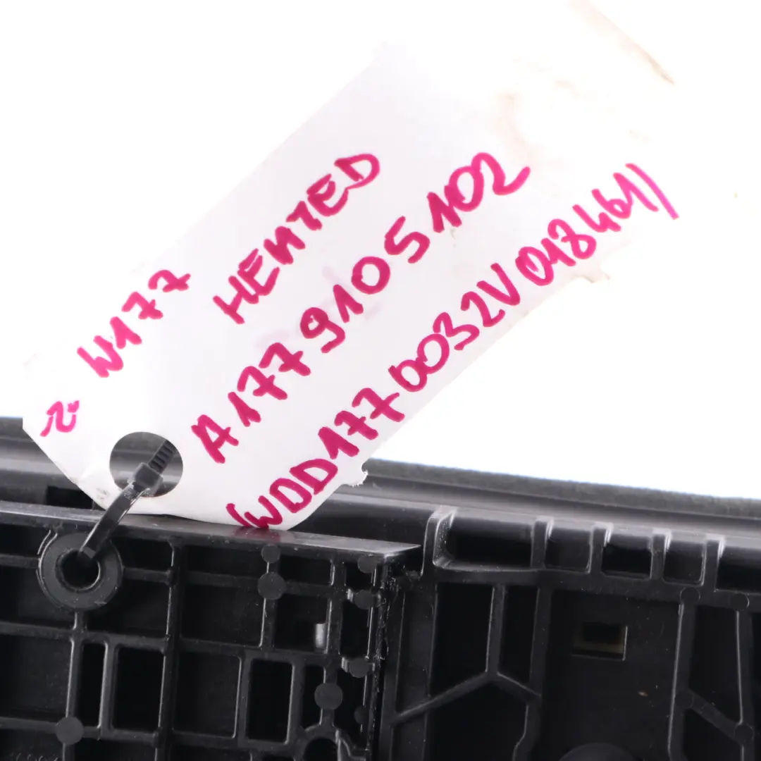 Asiento Delantero Sport Soporte Muslo Calefactable Alcantara Negro para Mercedes W177 con número de pieza A1779105102 Mercedes W177 Asiento Delantero Sport Soporte Muslo Calefactable Alcantara Negro - SKU A1779105102 - Número de pieza A1779105102