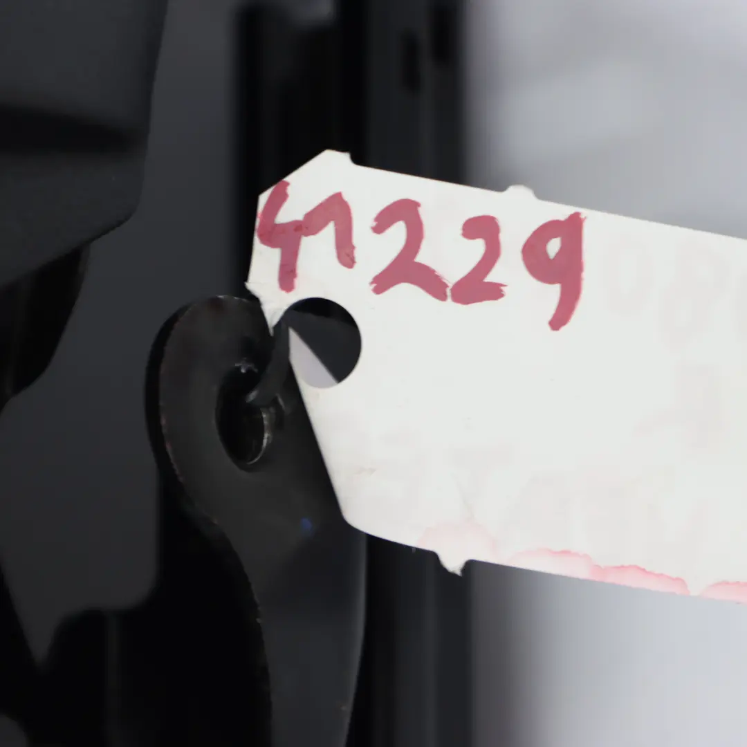 Mercedes W177 Fotel Prawy Przód Podgrzewany Materiał Imitacja Skóry Czarny - SKU A1779108001-2 - Numer Części A1779108001