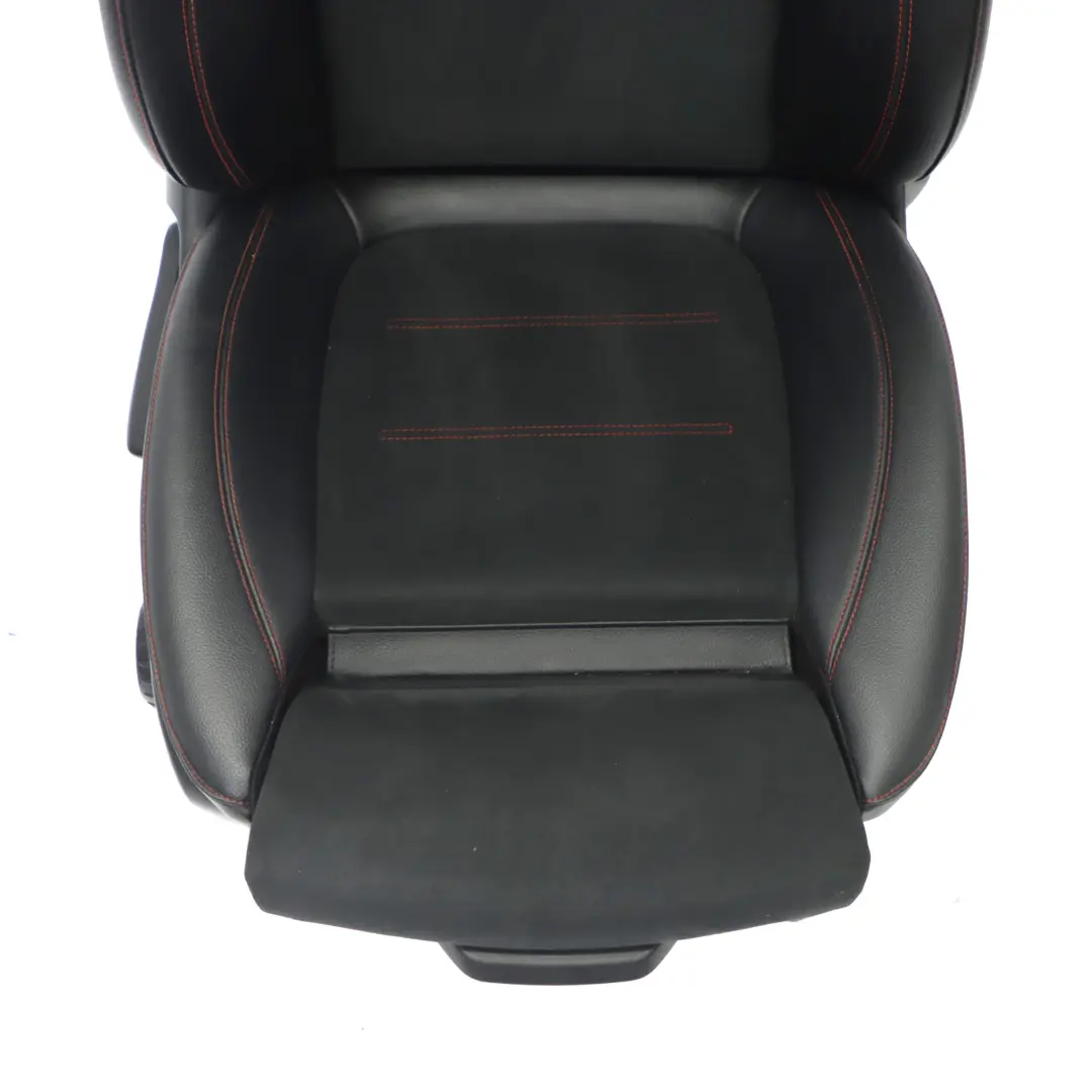 Fotel Prawy Przód Podgrzewany Materiał Imitacja Skóry Czarny do Mercedes W177 o numerze A1779108001 Mercedes W177 Fotel Prawy Przód Podgrzewany Materiał Imitacja Skóry Czarny - SKU A1779108001-2 - Numer Części A1779108001