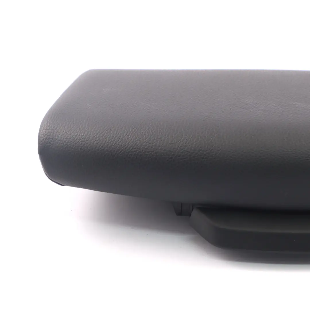 Vorne Sport Sitz Oberschenkel Unterstützung Kunstleder Schwarz für Mercedes W177 mit Teilenummer A1779108701 Mercedes W177 Vorne Sport Sitz Oberschenkel Unterstützung Kunstleder Schwarz - SKU A1779108701 - Teilenummer A1779108701