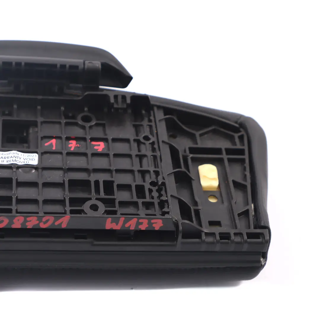 Siège avant sport Support cuisse simili cuir noir pour Mercedes W177 à propos du numéro de pièce A1779108701 Mercedes W177 Siège avant sport Support cuisse simili cuir noir - SKU A1779108701 - Numéro de pièce A1779108701