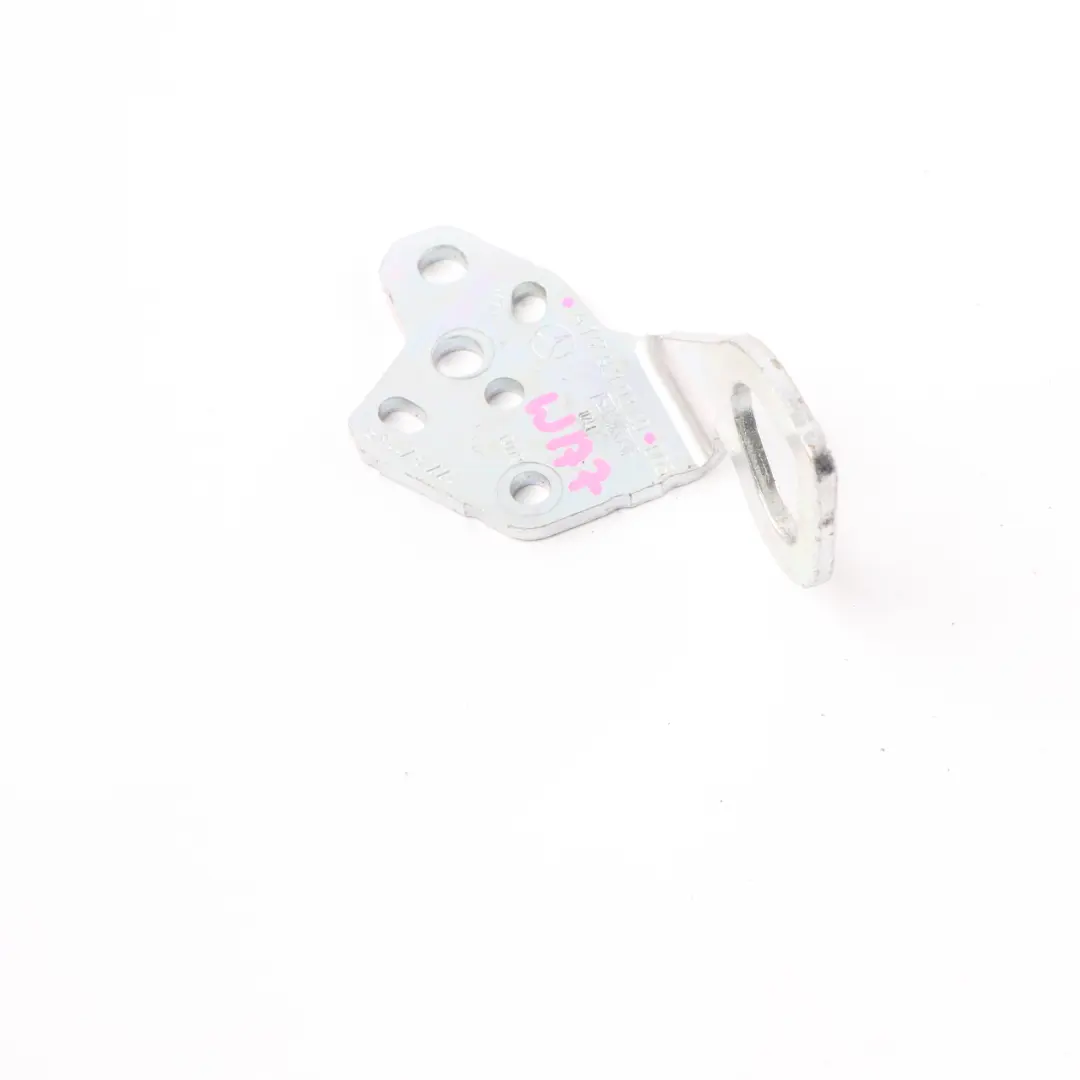 Support de montage de dossier de siège arrière droit Mercedes W177 - SKU A1779210200 - Numéro de pièce A1779210200