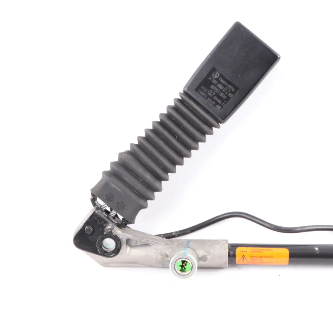 Tensionatore inferiore cintura sicurezza Fibbia anteriore destra per Mercedes R171 con numero di parte A1978600269 Mercedes R171 Tensionatore inferiore cintura sicurezza Fibbia anteriore destra - SKU A1978600269 - Numero di parte A1978600269