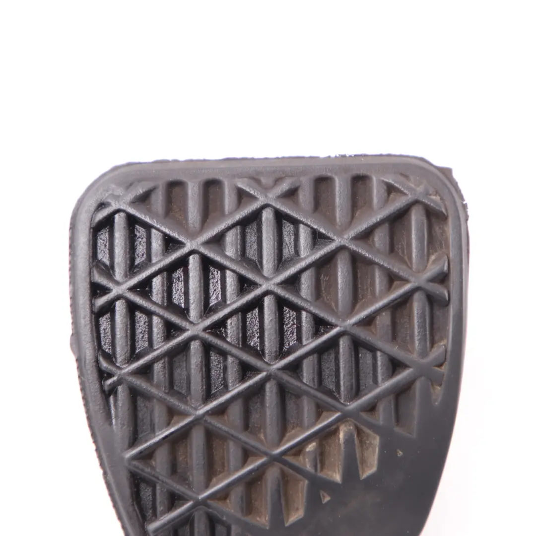 Couvre-pédale de frein Mercedes W204 W203 W211 W212 W639 W906 Caoutchouc pour à propos du numéro de pièce A2012920082 Couvre-pédale de frein Mercedes W204 W203 W211 W212 W639 W906 Caoutchouc - SKU A2012920082 - Numéro de pièce A2012920082