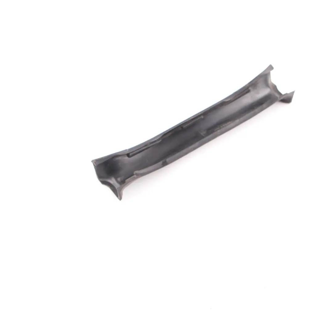 Copertura braccio sospensione posteriore per Mercedes W203 W210 C209 con numero di parte A2013520988 Mercedes W203 W210 C209 Copertura braccio sospensione posteriore - SKU A2013520988 - Numero di parte A2013520988