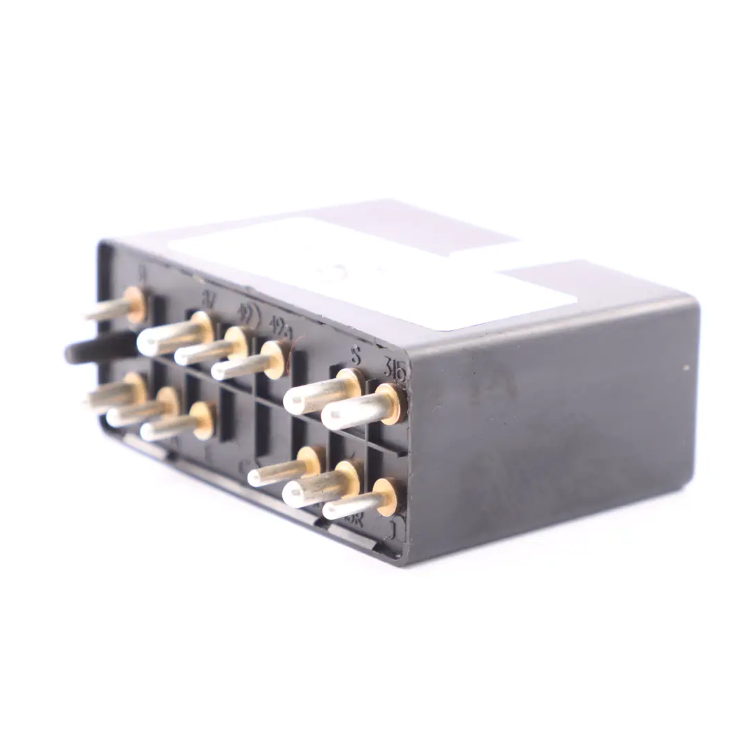  Relè Mercedes W124 Indicatori di direzione Tergicristalli Luci di emergenza Relè - SKU A2018210047 - Numero di parte A2018210047