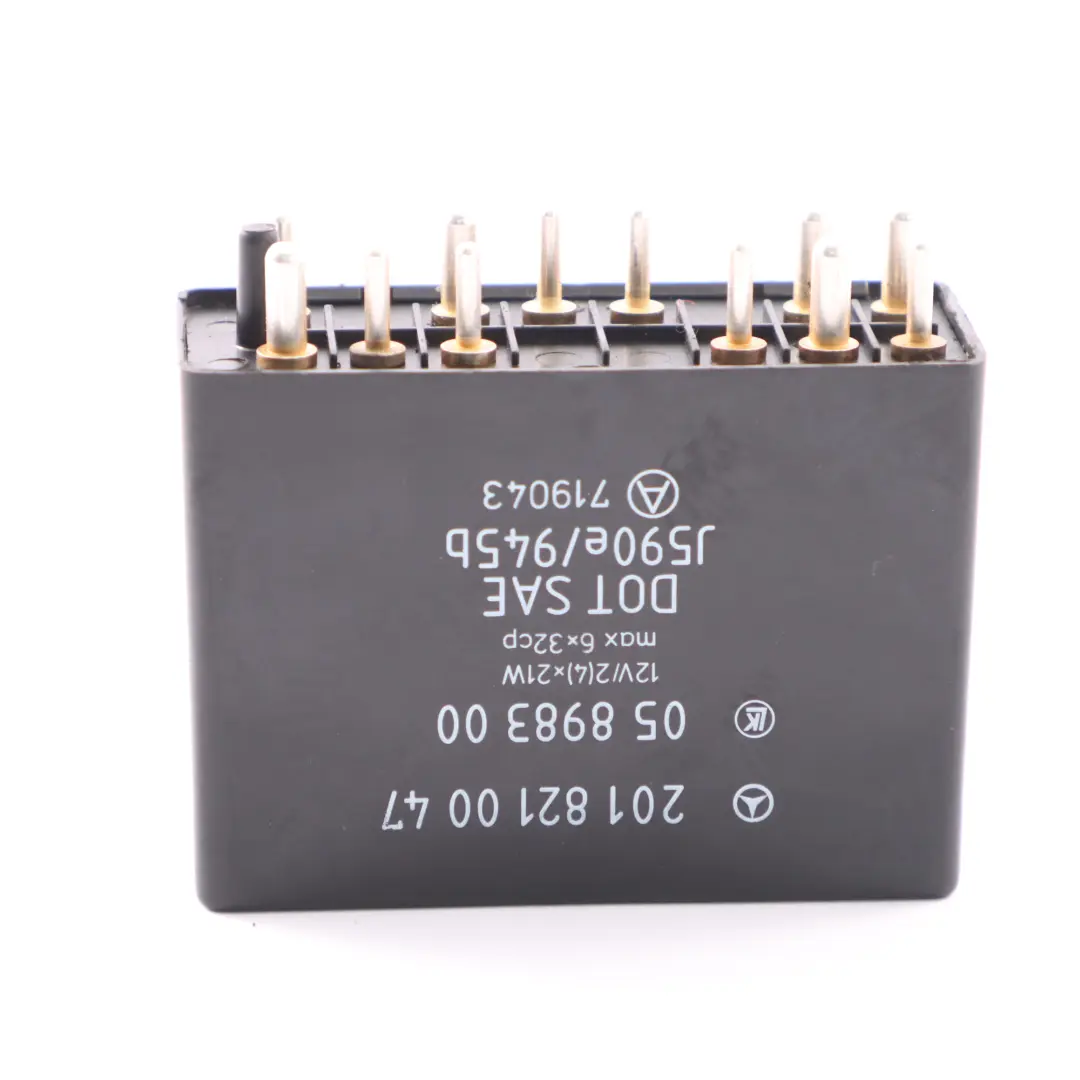 Indicators Wipers Hazard Lights Relay to Relay Mercedes W124 with Part number A2018210047 Relay Mercedes W124 Indicators Wipers Hazard Lights Relay - SKU A2018210047 - Part number A2018210047