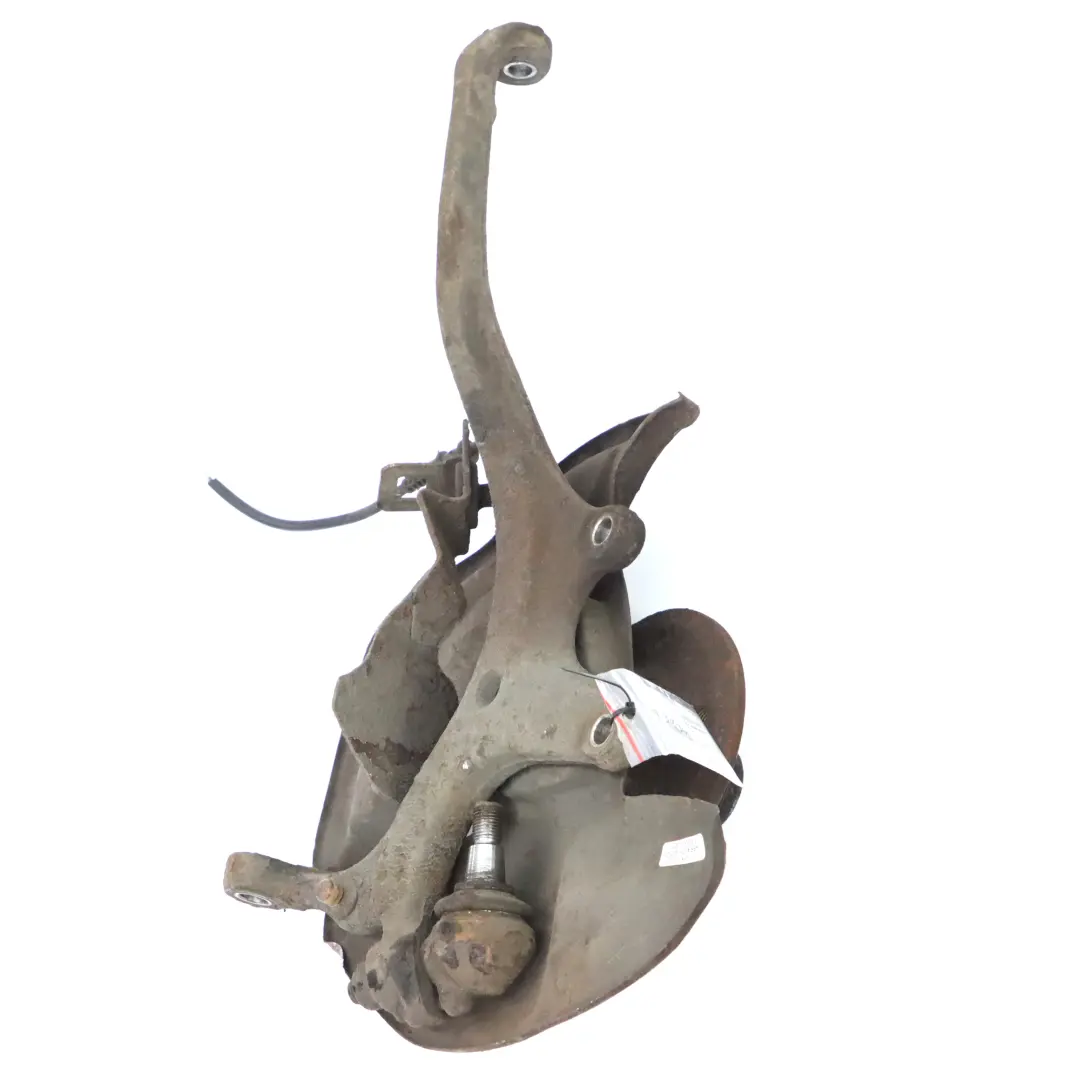 W208 Sospensione anteriore sinistra Supporto montaggio portaruota per Mercedes W202 con numero di parte A2103300020 Mercedes W202 W208 Sospensione anteriore sinistra Supporto montaggio portaruota - SKU A2023300020 - Numero di parte A2103300020