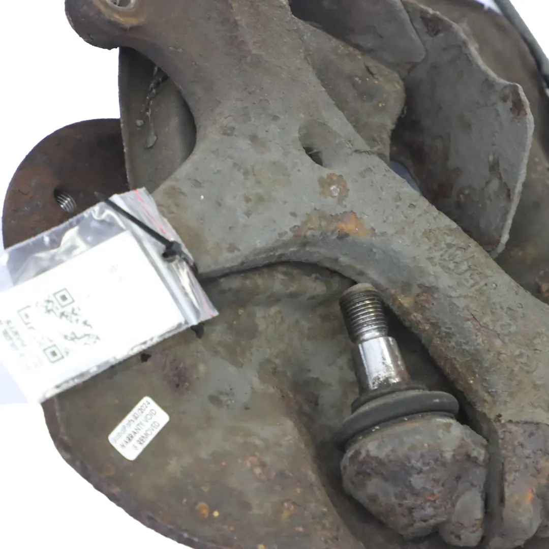 Mercedes W202 W208 Support de montage de moyeu de roue avant droite suspension - SKU A2023300120 - Numéro de pièce A2103300120