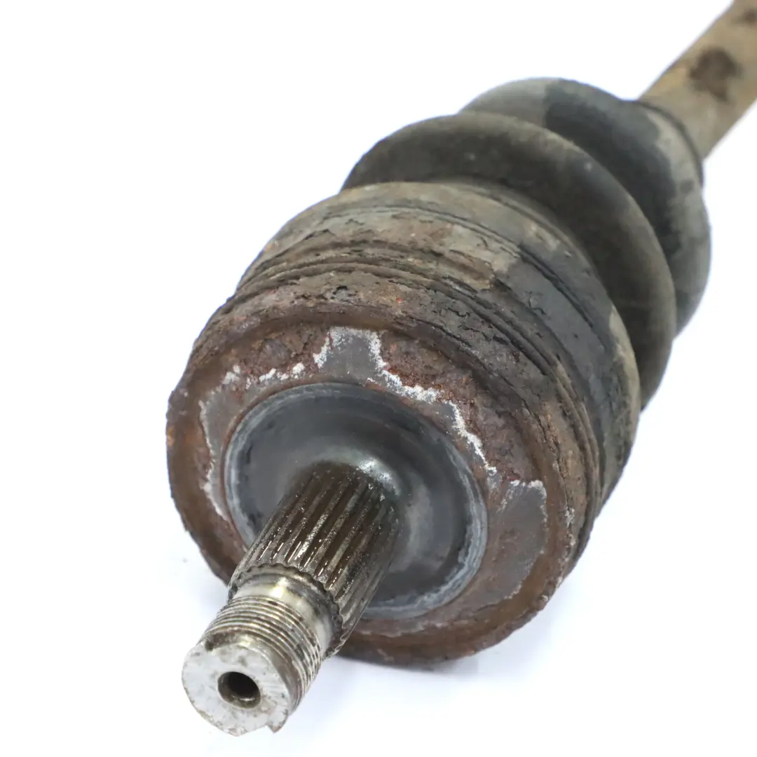 Hinter achse Antriebswelle Links Rechts Antriebswelle für Mercedes W202 mit Teilenummer A2023505610 Mercedes W202 Hinter achse Antriebswelle Links Rechts Antriebswelle - SKU A2023505610 - Teilenummer A2023505610