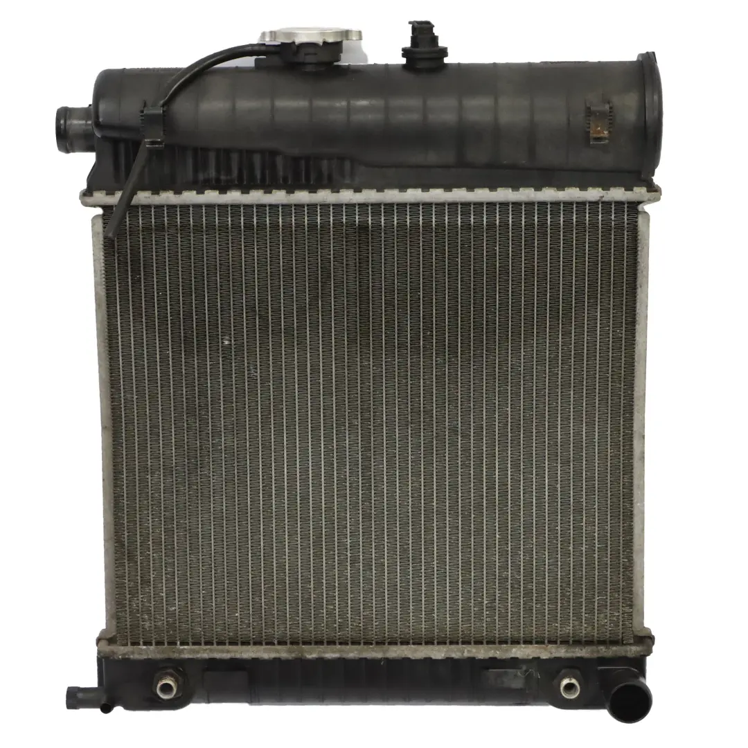 Wasser Kühlung Kühlmittel Kühler für Mercedes R170 W202 C208 W210 Motor mit Teilenummer A2025002203 Mercedes R170 W202 C208 W210 Motor Wasser Kühlung Kühlmittel Kühler - SKU A2025002203 - Teilenummer A2025002203