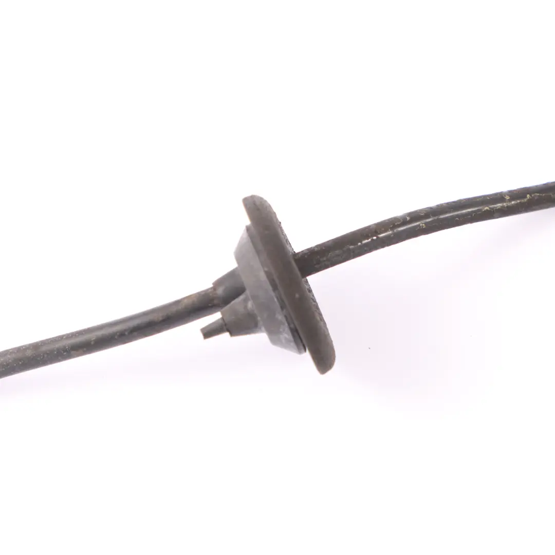 Capteur Vitesse Roue ABS Essieu Arrière Gauche Droite pour Mercedes W202 à propos du numéro de pièce A2025400117 Mercedes W202 Capteur Vitesse Roue ABS Essieu Arrière Gauche Droite - SKU A2025400117 - Numéro de pièce A2025400117