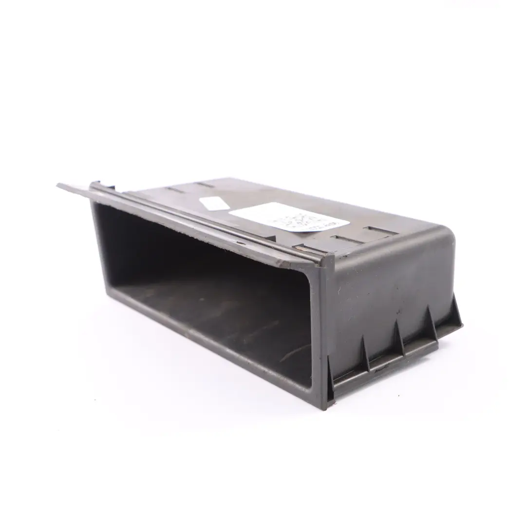 Bandeja Consola Central Compartimento Delantero para Mercedes W202 con número de pieza A2026830091 Mercedes W202 Bandeja Consola Central Compartimento Delantero - SKU A2026830091 - Número de pieza A2026830091