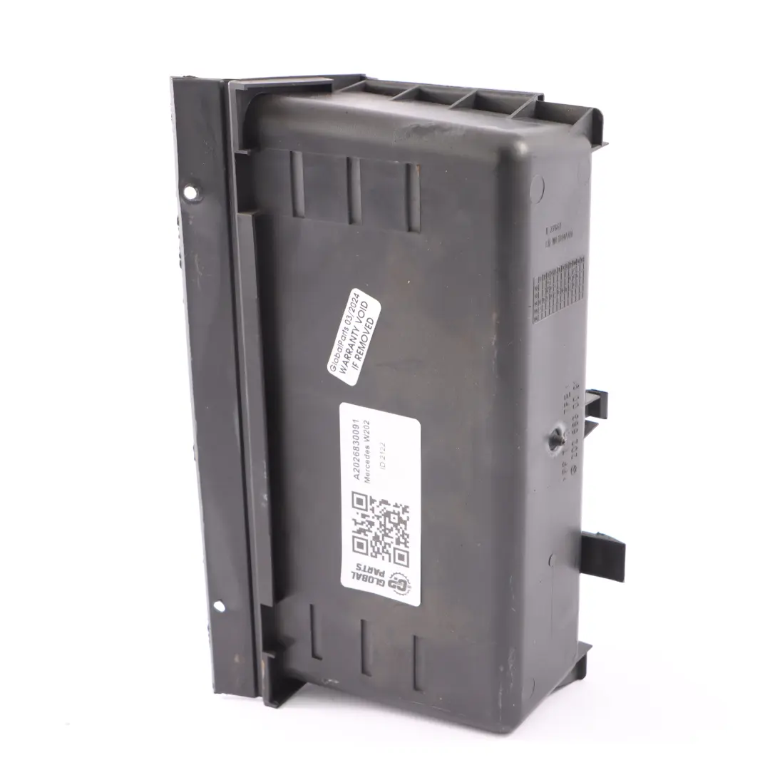 Mercedes W202 Plateau de la console centrale Plateau de rangement - SKU A2026830091 - Numéro de pièce A2026830091