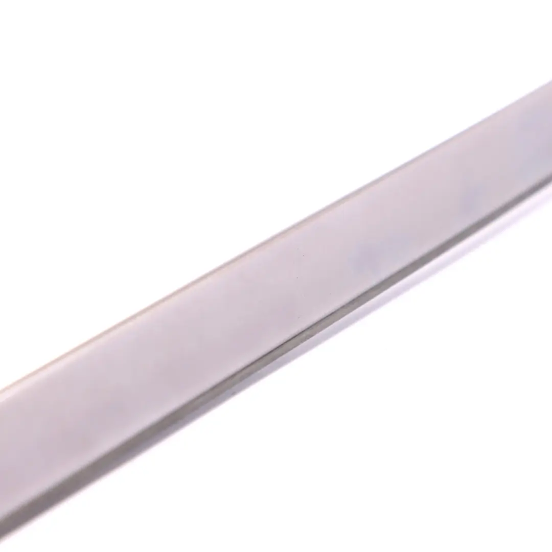 Junta Deflector De Agua Delantero Izquierdo Junta para Mercedes W202 con número de pieza A2026980198 Mercedes W202 Junta Deflector De Agua Delantero Izquierdo Junta - SKU A2026980198 - Número de pieza A2026980198