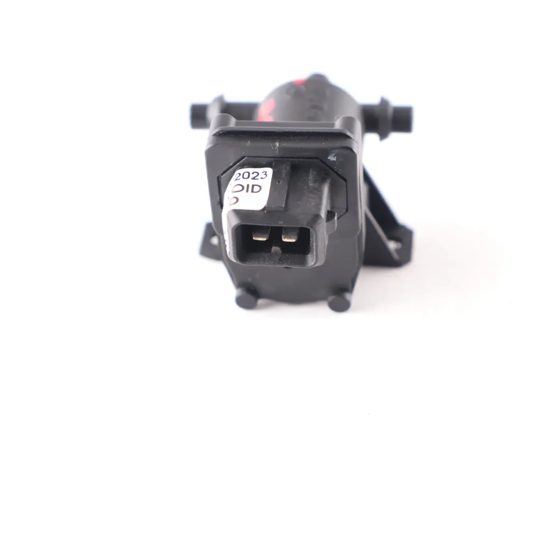 Unterdruck Magnetventil für Mercedes W202 W210 mit Teilenummer A2028000178 Mercedes W202 W210 Unterdruck Magnetventil - SKU A2028000178 - Teilenummer A2028000178