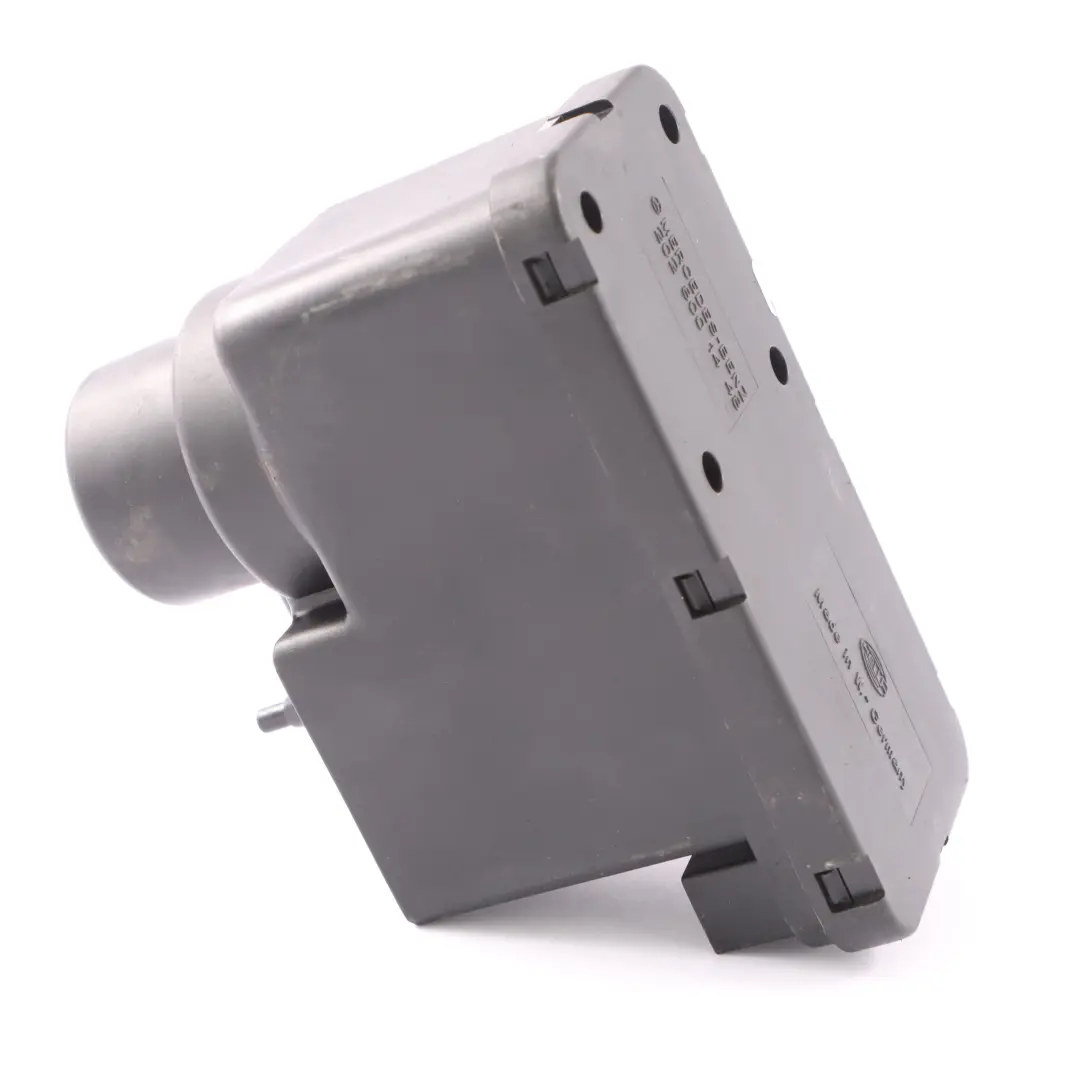 Central Locking Vacuum Pump Control Unit to Mercedes W202 with Part number A2028001448 Mercedes W202 Central Locking Vacuum Pump Control Unit - SKU A2028001448 - Part number A2028001448