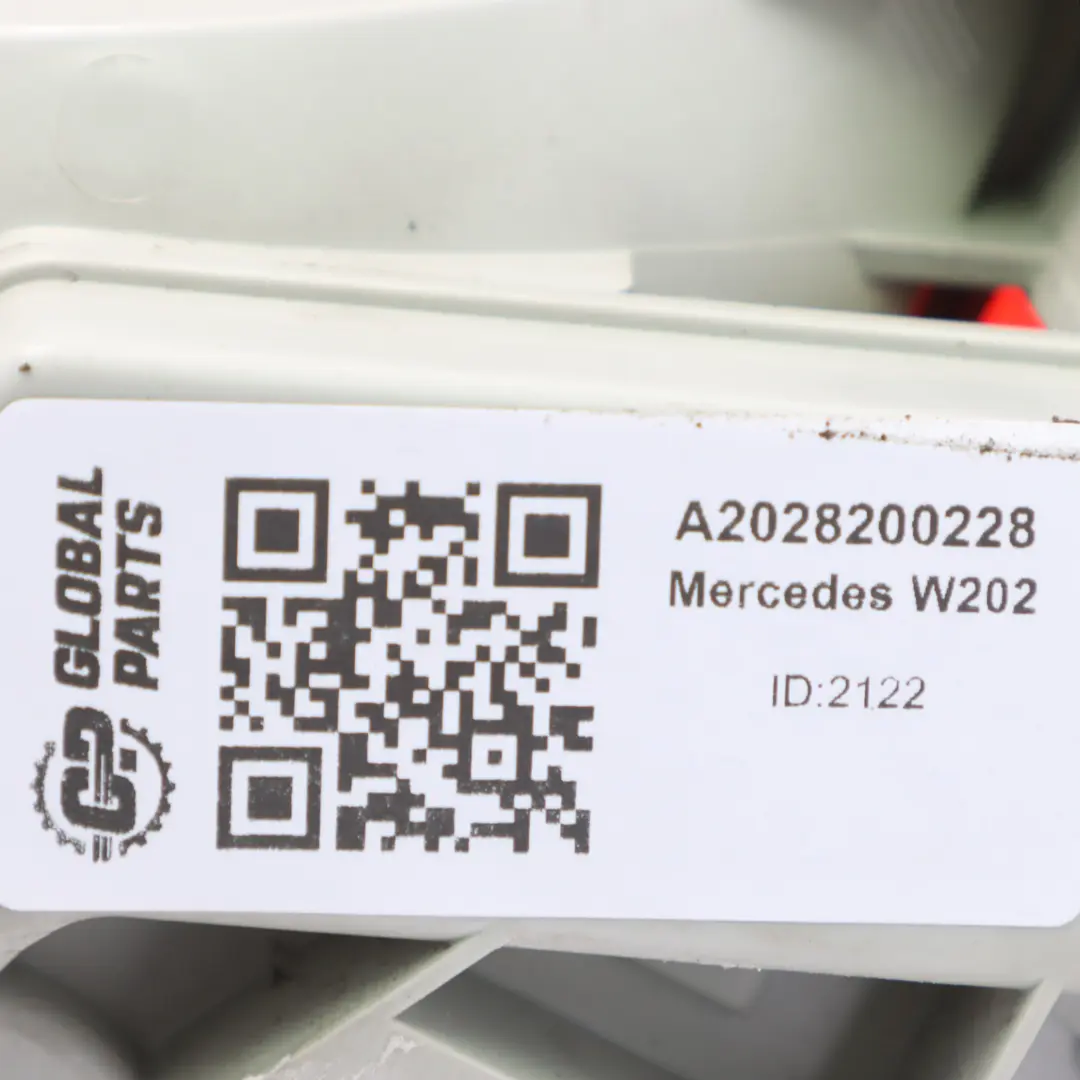 Rückleuchte Mercedes W202 C180 Rücklicht Rechts Classic / Esprit für mit Teilenummer A2028200228 Rückleuchte Mercedes W202 C180 Rücklicht Rechts Classic / Esprit - SKU A2028200228 - Teilenummer A2028200228
