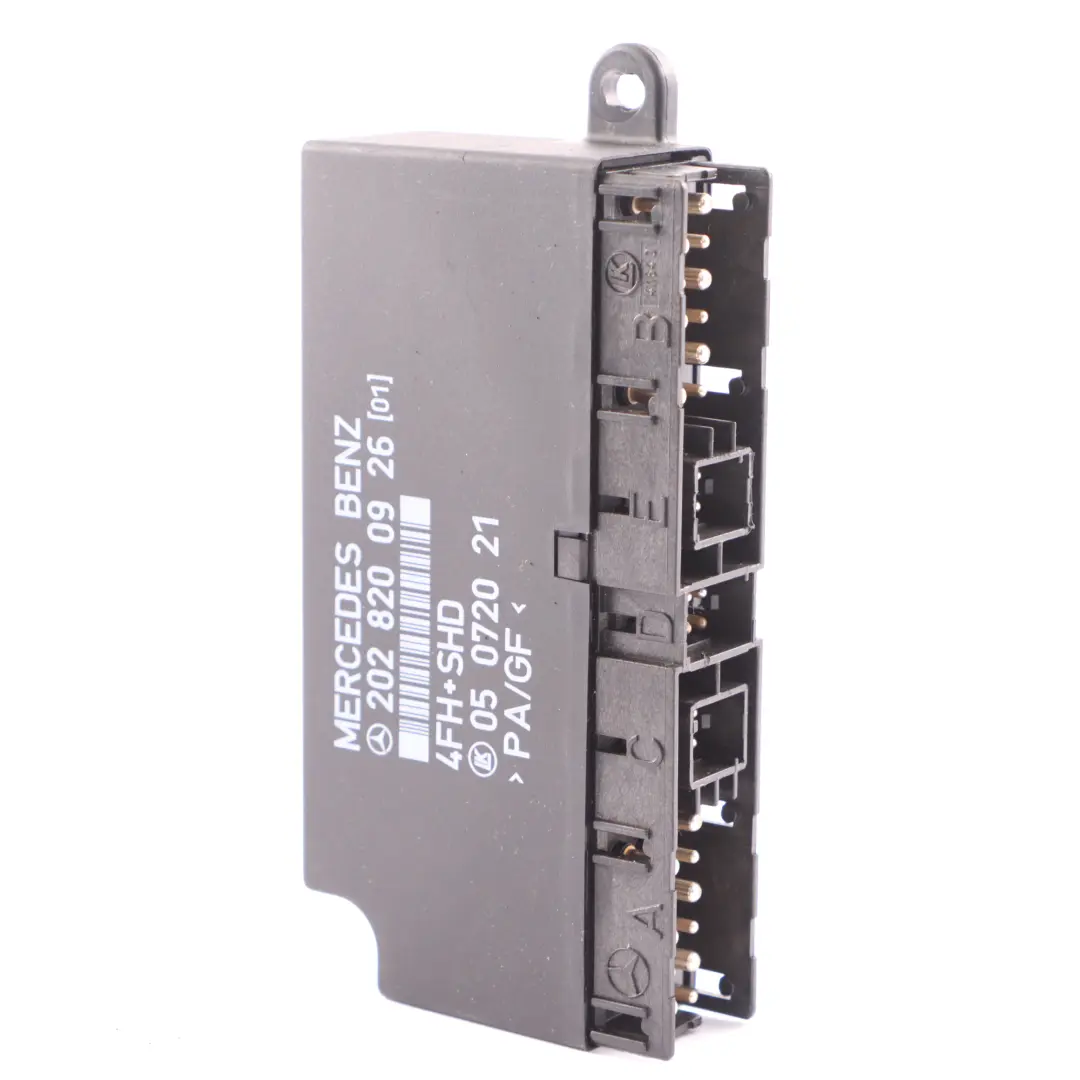 E280 Modulo di controllo del comfort Unit ECU per Mercedes W124 con numero di parte A2028200926 Mercedes W124 E280 Modulo di controllo del comfort Unit ECU - SKU A2028200926 - Numero di parte A2028200926