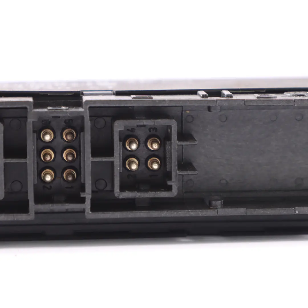 Komfortsteuergerät ECU für Mercedes W202 mit Teilenummer A2028201026 Mercedes W202 Komfortsteuergerät ECU - SKU A2028201026 - Teilenummer A2028201026