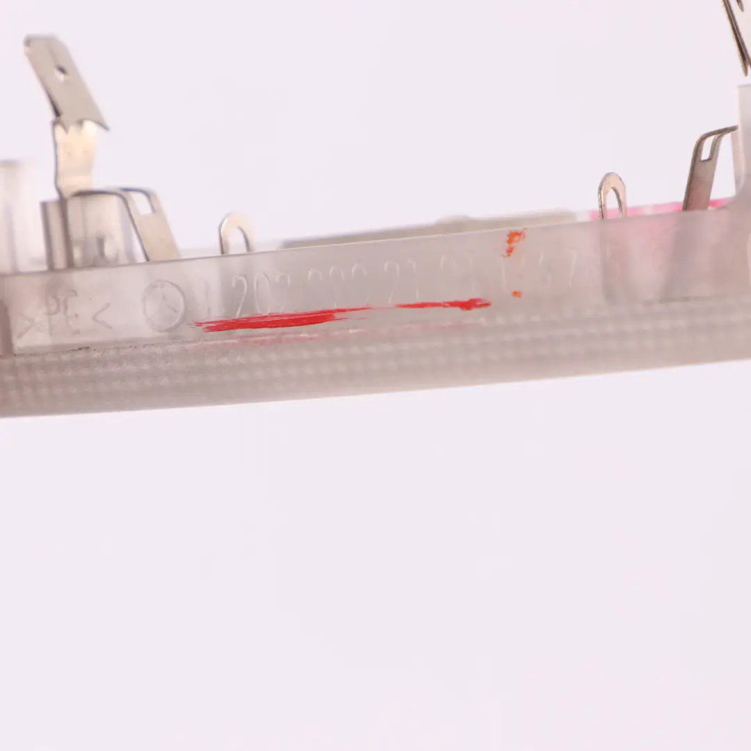 Mercedes-Benz Classe E W210 VitoW639 Illuminazione Interna Fanale per con numero di parte A2028202101 Mercedes-Benz Classe E W210 VitoW639 Illuminazione Interna Fanale - SKU A2028202101 - Numero di parte A2028202101