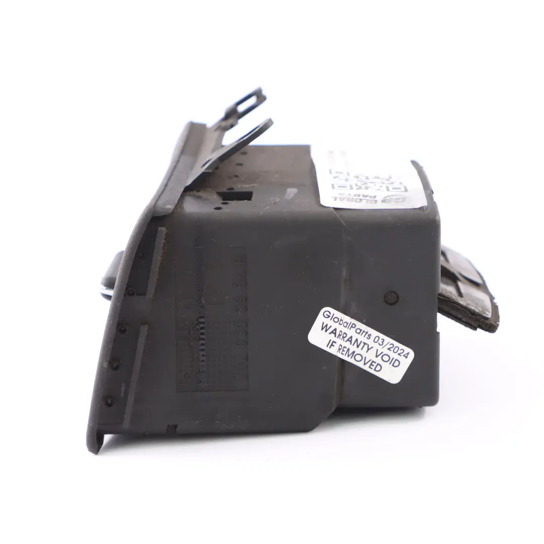 Mercedes W202 Couvercle bouche d'aération tableau bord Embout droit A2028300754 - SKU A2028300854 - Numéro de pièce A2028300854