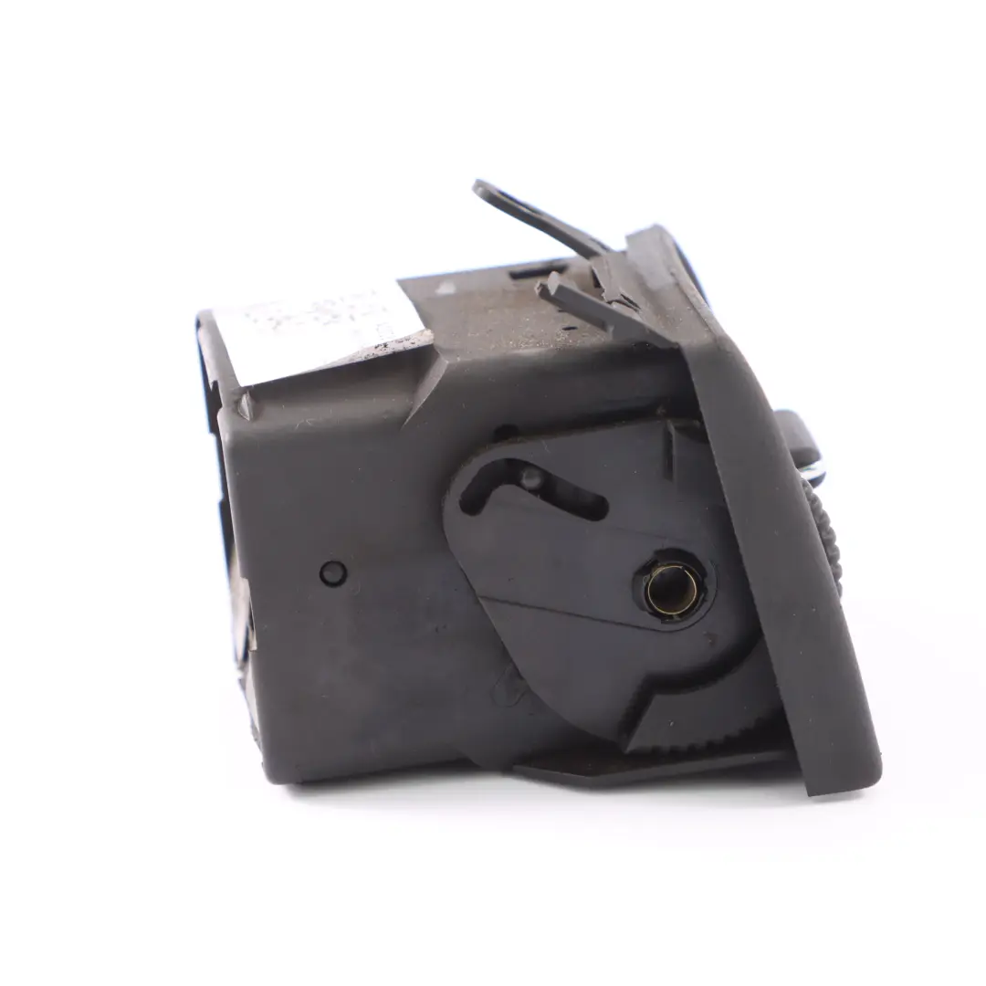 Tablero instrumentos ventilación aire Derecha Boquilla A2028300754 para Mercedes W202 con número de pieza A2028300854 Mercedes W202 Tablero instrumentos ventilación aire Derecha Boquilla A2028300754 - SKU A2028300854 - Número de pieza A2028300854