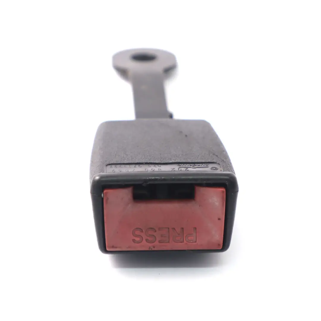 Boucle de ceinture de sécurité avant côté conducteur pour Mercedes W202 à propos du numéro de pièce A2028607569 Mercedes W202 Boucle de ceinture de sécurité avant côté conducteur - SKU A2028607569 - Numéro de pièce A2028607569