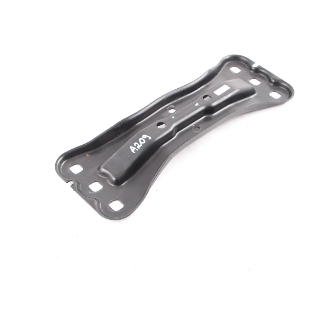 Montaggio cambio Supporto trasmissione Supporto staffa per Mercedes W203 W209 con numero di parte A2032420501 Mercedes W203 W209 Montaggio cambio Supporto trasmissione Supporto staffa - SKU A2032420501 - Numero di parte A2032420501