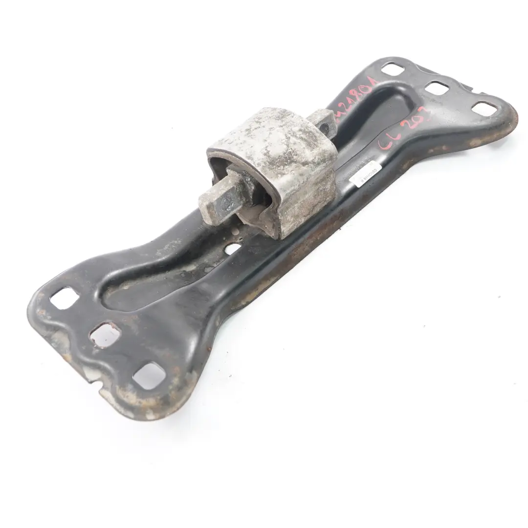 Support boîte de vitesses Mercedes W203 W209 Support de transmission pour à propos du numéro de pièce A2032421801 Support boîte de vitesses Mercedes W203 W209 Support de transmission - SKU A2032421801 - Numéro de pièce A2032421801