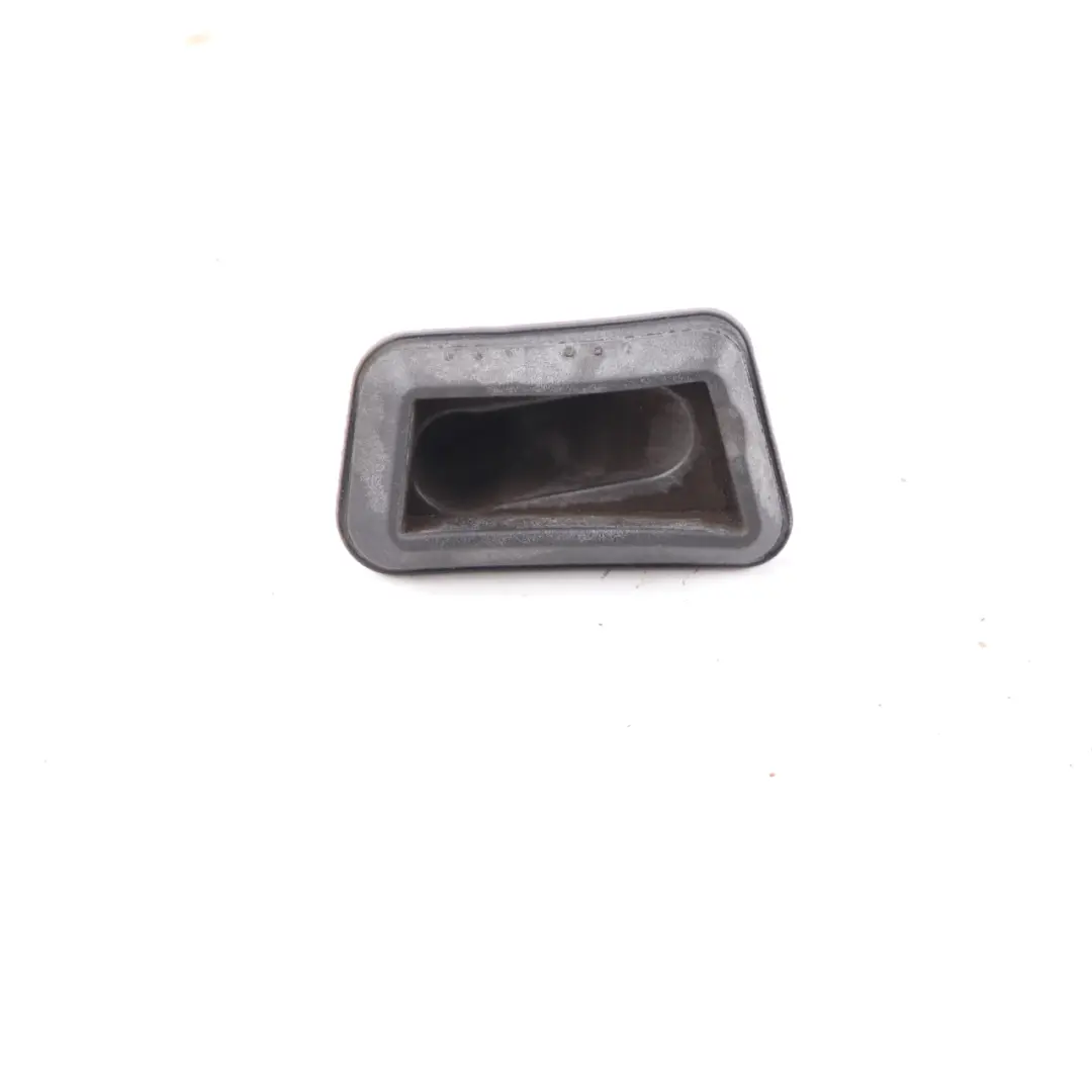 Closing Box Gear Gearbox Locking Cap to Mercedes W203 W204 W211 Cover with Part number A2032640257 Mercedes W203 W204 W211 Cover Closing Box Gear Gearbox Locking Cap - SKU A2032640257 - Part number A2032640257