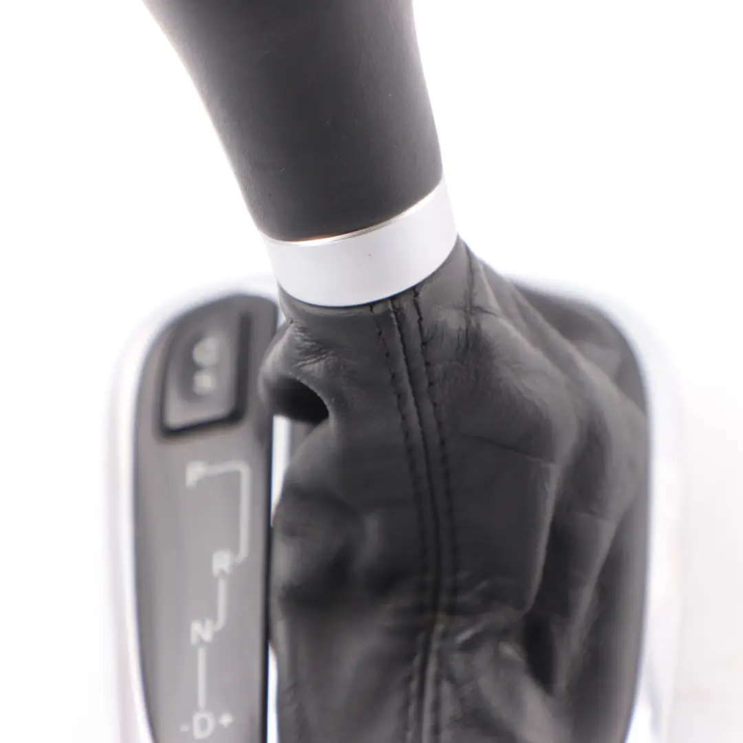 Avantgarde cambio copertura pomello leva per Mercedes W203 con numero di parte A2032672211 Mercedes W203 Avantgarde cambio copertura pomello leva - SKU A2032672211 - Numero di parte A2032672211
