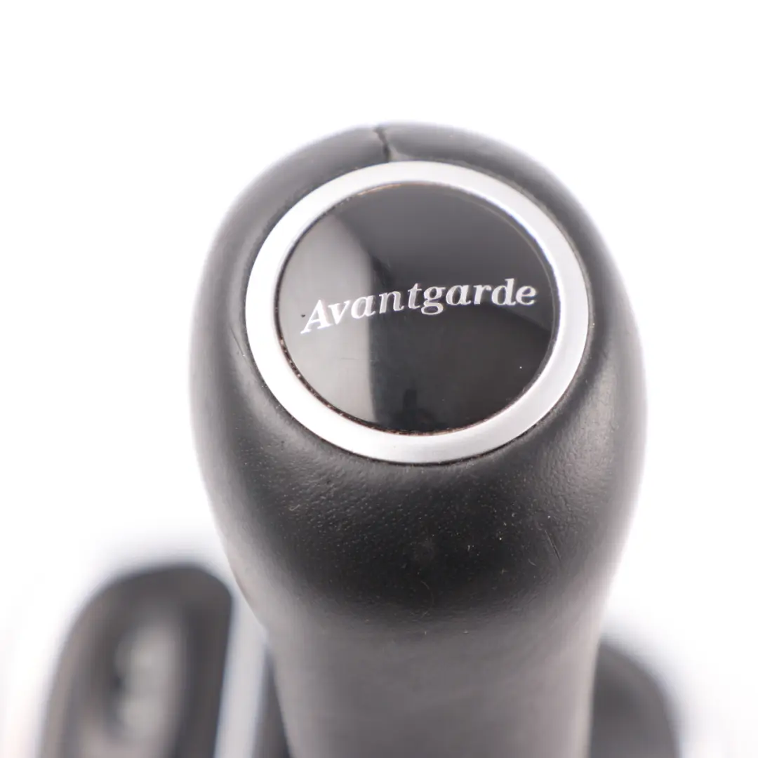 Avantgarde cambio copertura pomello leva per Mercedes W203 con numero di parte A2032672211 Mercedes W203 Avantgarde cambio copertura pomello leva - SKU A2032672211 - Numero di parte A2032672211