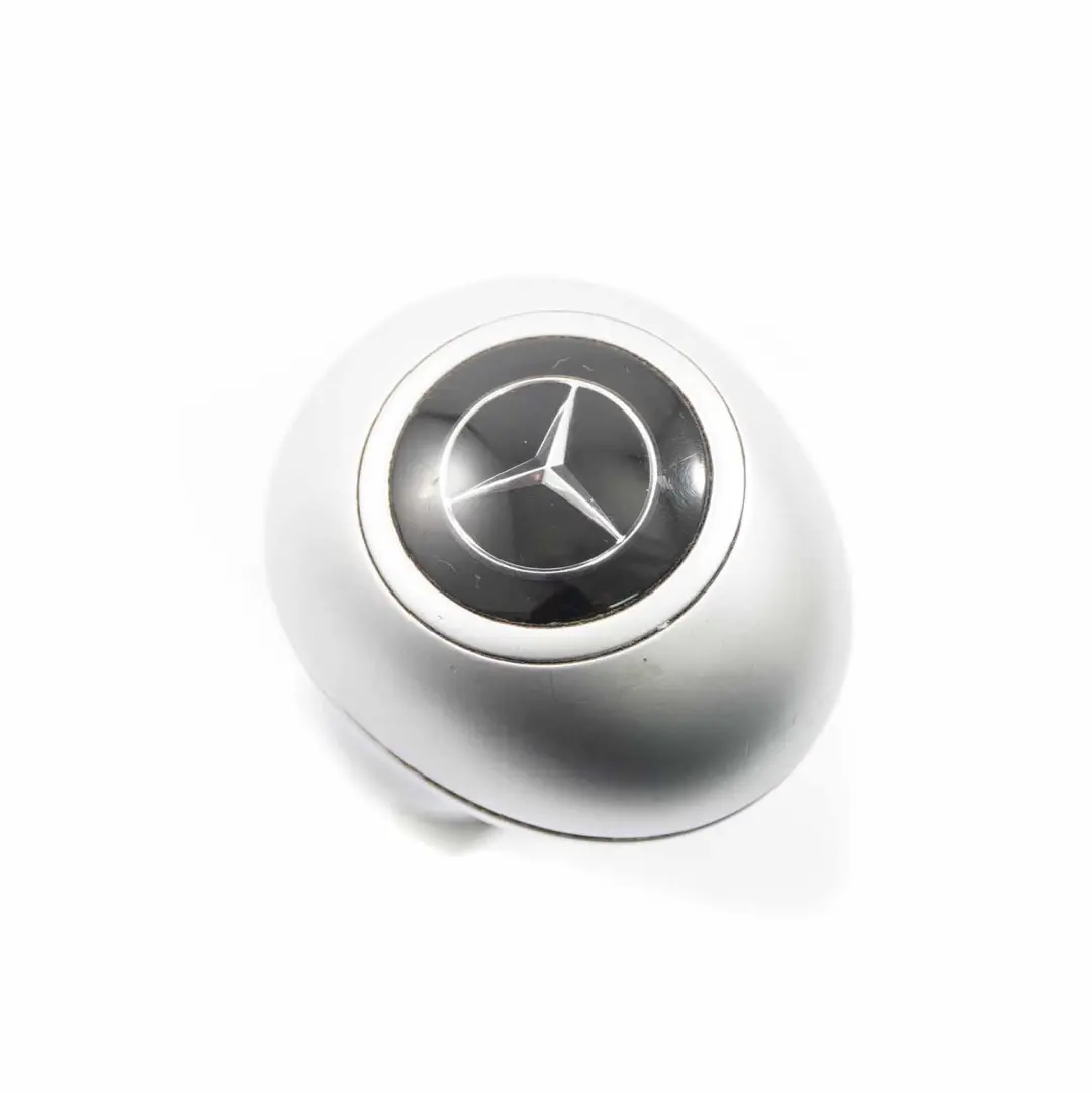 leva del cambio pomello impugnatura automatica argento per Mercedes W203 con numero di parte A2032672711 Mercedes W203 leva del cambio pomello impugnatura automatica argento - SKU A2032672711-2 - Numero di parte A2032672711