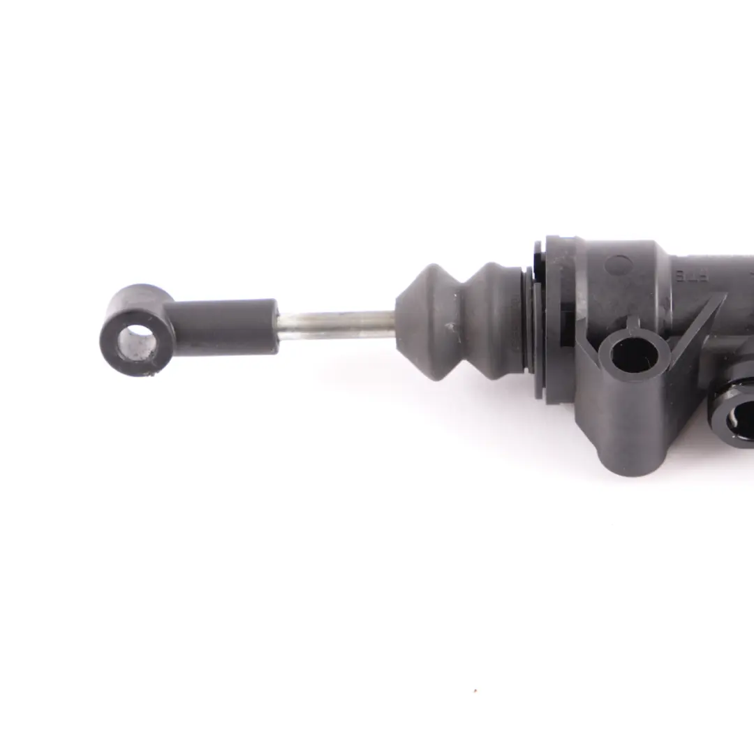 Maître cylindre embrayage Mercedes W203 C209 pour à propos du numéro de pièce A2032900212 Maître cylindre embrayage Mercedes W203 C209 - SKU A2032900212 - Numéro de pièce A2032900212