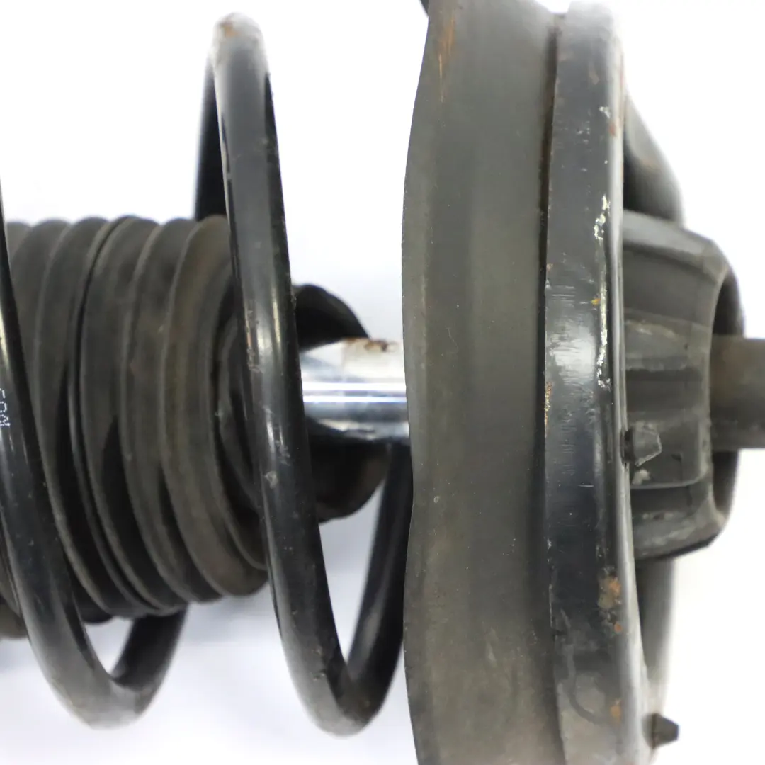 Amortyzator Zawieszenia Koła Prawy Przód do Mercedes W203 o numerze A2033205330 Mercedes W203 Amortyzator Zawieszenia Koła Prawy Przód - SKU A2033205330-1 - Numer Części A2033205330