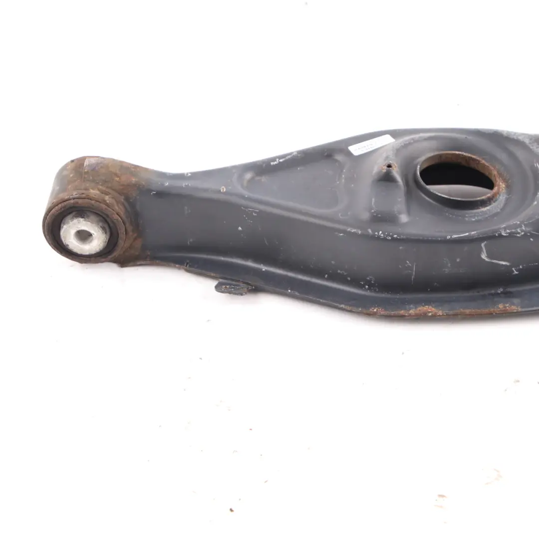 Braccio di controllo sospensione inferiore posteriore per Mercedes W203 con numero di parte A2033500006 Mercedes W203 Braccio di controllo sospensione inferiore posteriore - SKU A2033500006 - Numero di parte A2033500006