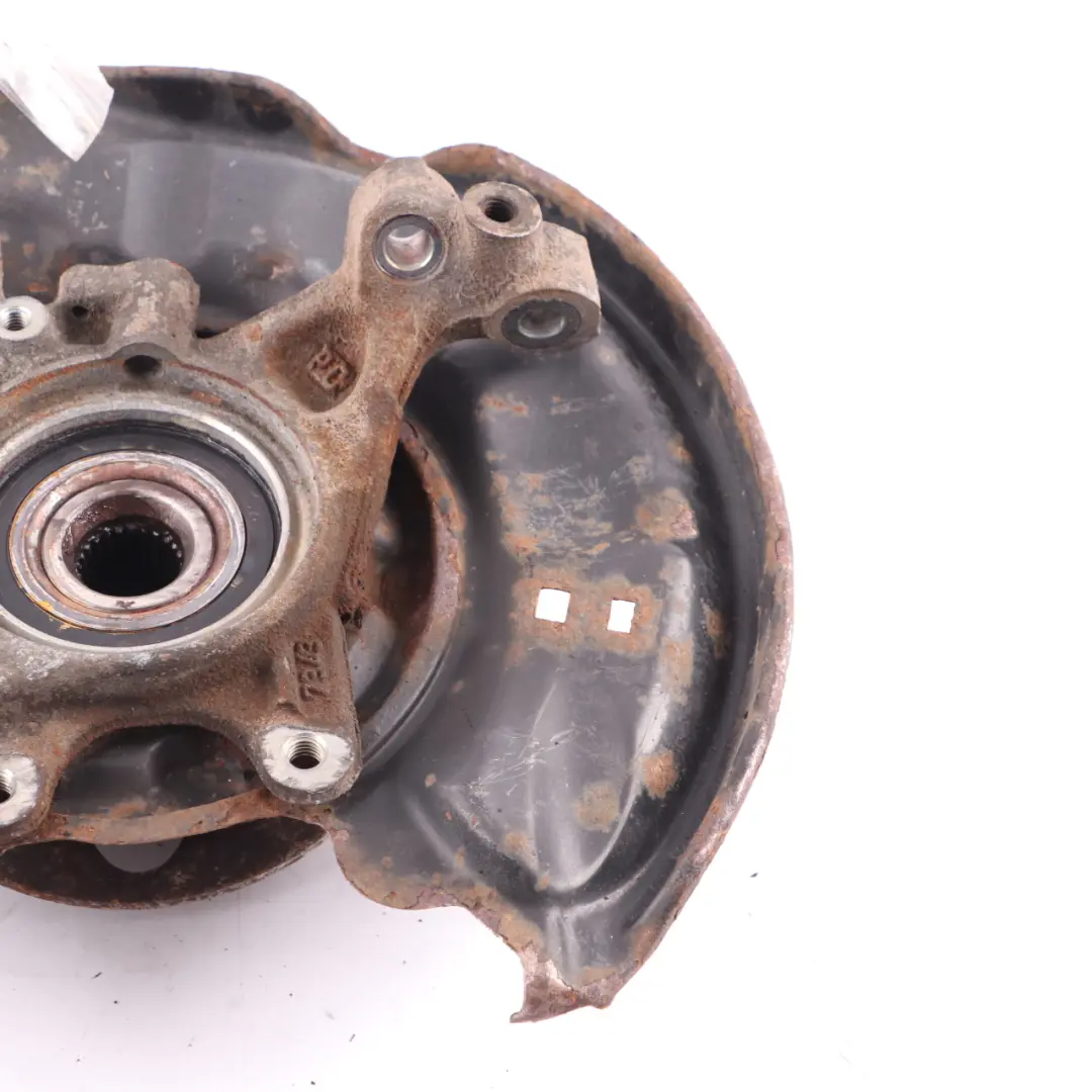 Mercedes SLK R171 Mozzo portaruota posteriore destro Sospensione Supporto assale - SKU A2033501408-1 - Numero di parte A2033501408