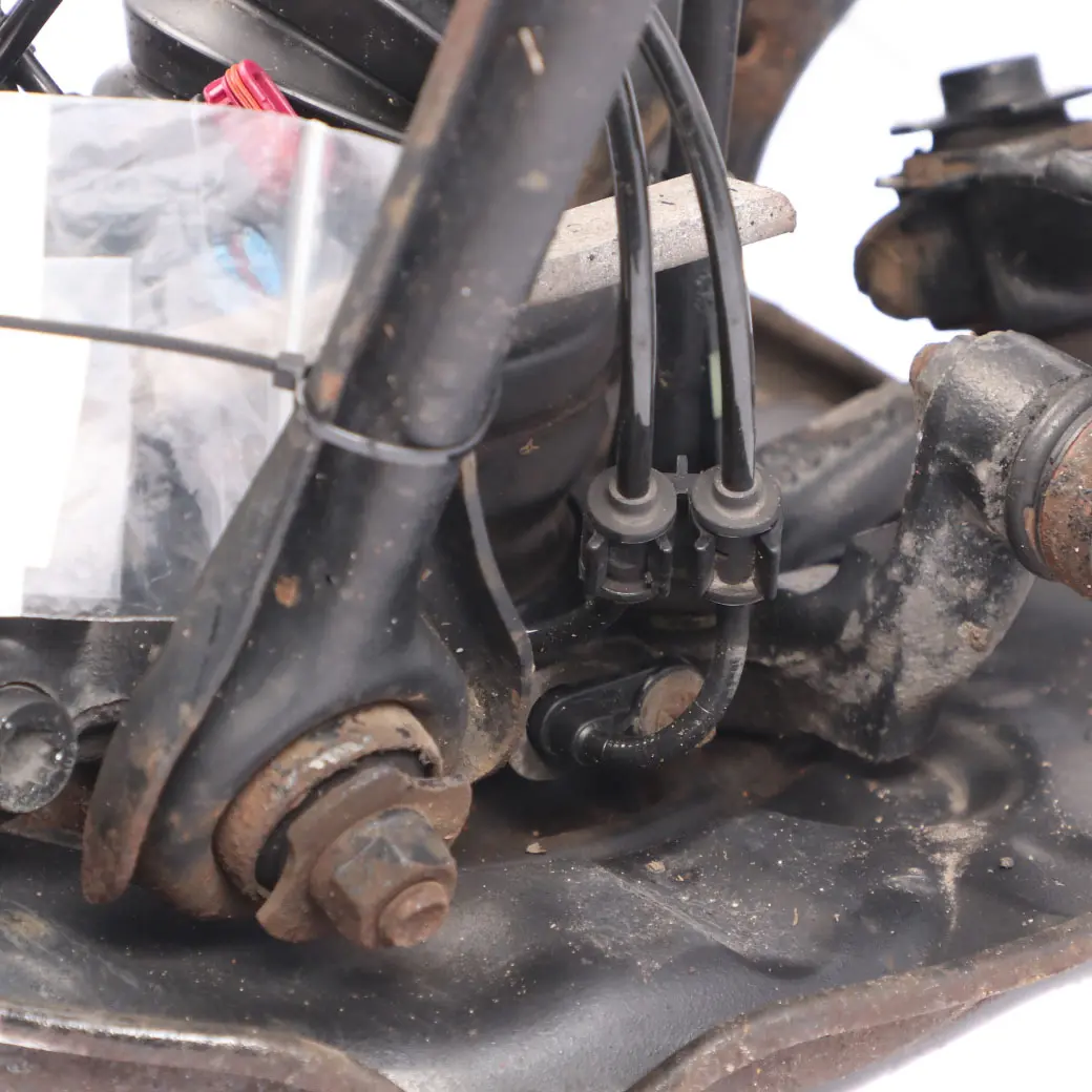 Right O/S Suspension Leg Brake Disc Wheel Hub to Mercedes A209 CLK 280 Rear with Part number A2033504008 Mercedes A209 CLK 280 Rear Right O/S Suspension Leg Brake Disc Wheel Hub - SKU A2033504008-10 - Part number A2033504008